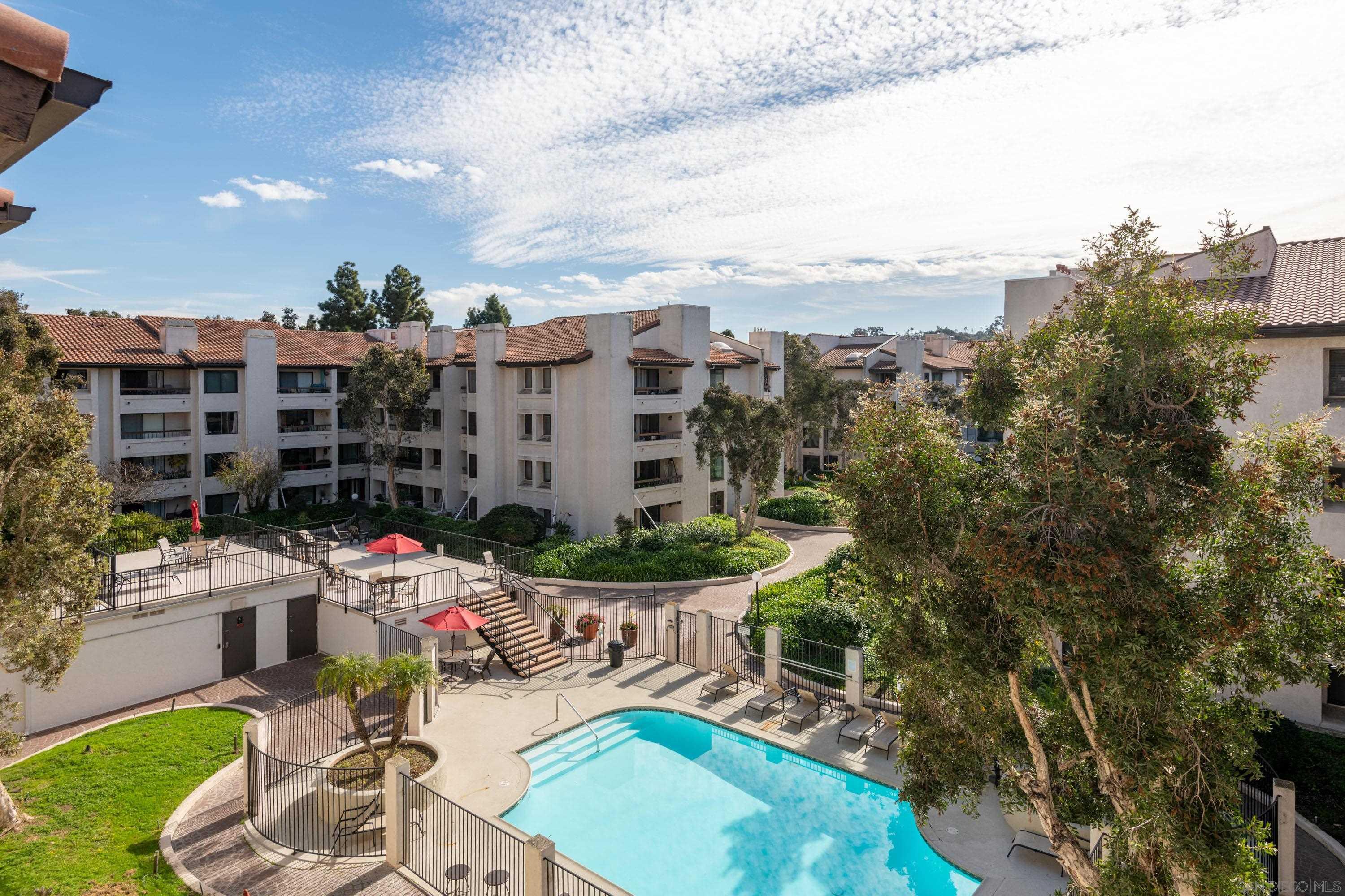 Detail Gallery Image 8 of 30 For 5705  Friars Rd  #54,  San Diego,  CA 92110 - 2 Beds | 2 Baths