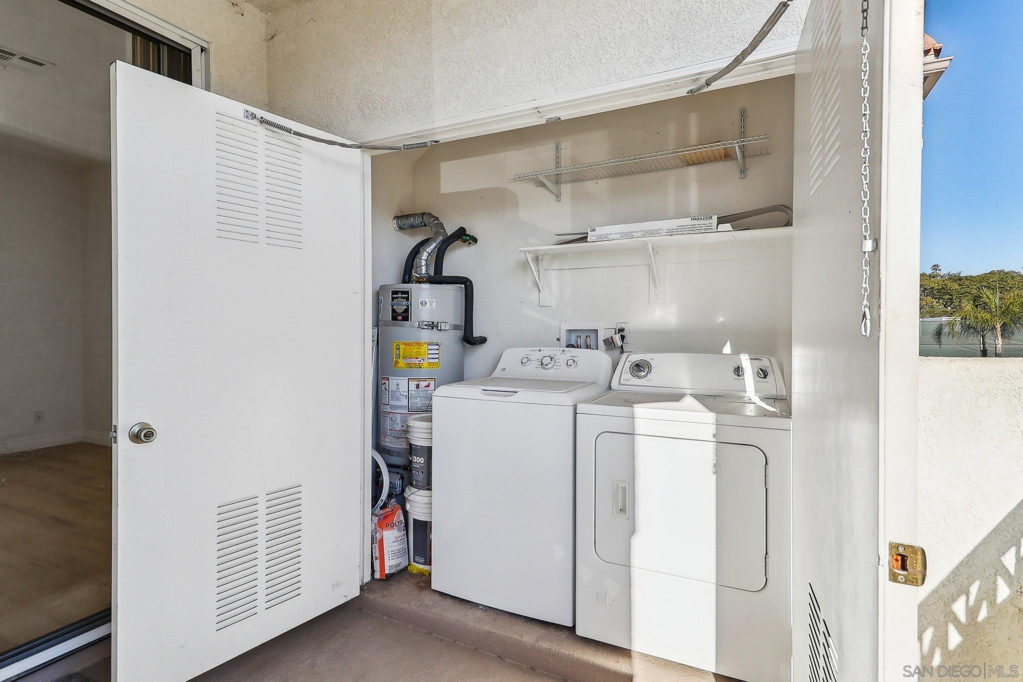 Detail Gallery Image 12 of 16 For 11410  via Rancho San Diego  38, El Cajon,  CA 92019 - 1 Beds | 1 Baths