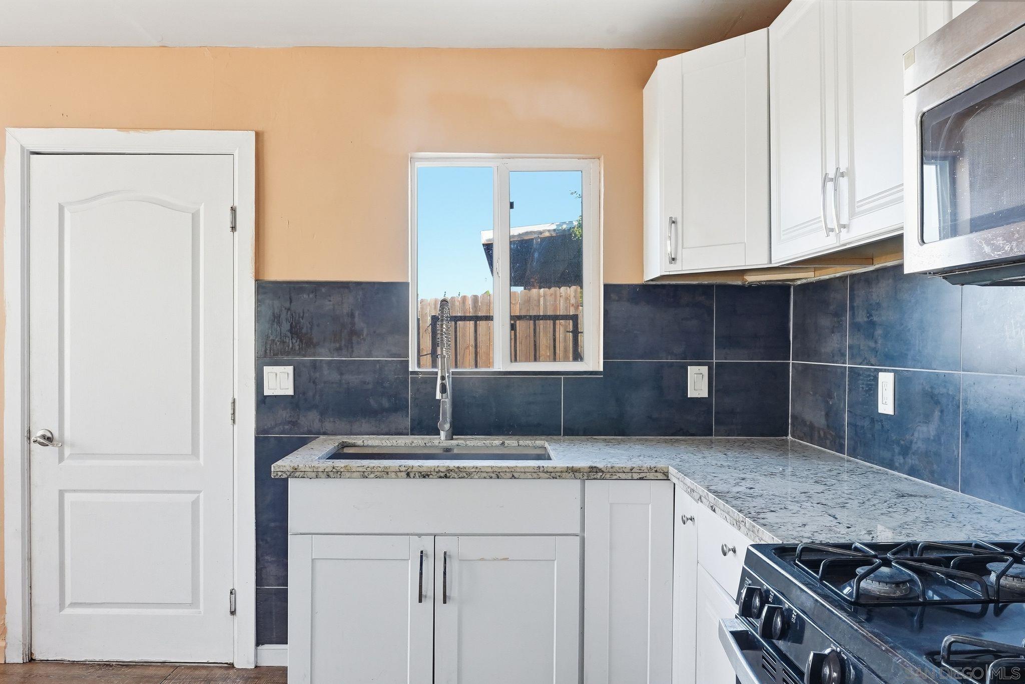 Detail Gallery Image 11 of 57 For 6431-37  Madrone Ave, San Diego,  CA 92114 - – Beds | – Baths