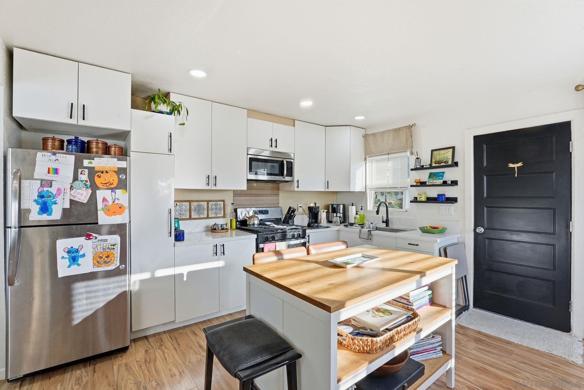 Detail Gallery Image 15 of 57 For 6431-37  Madrone Ave, San Diego,  CA 92114 - – Beds | – Baths