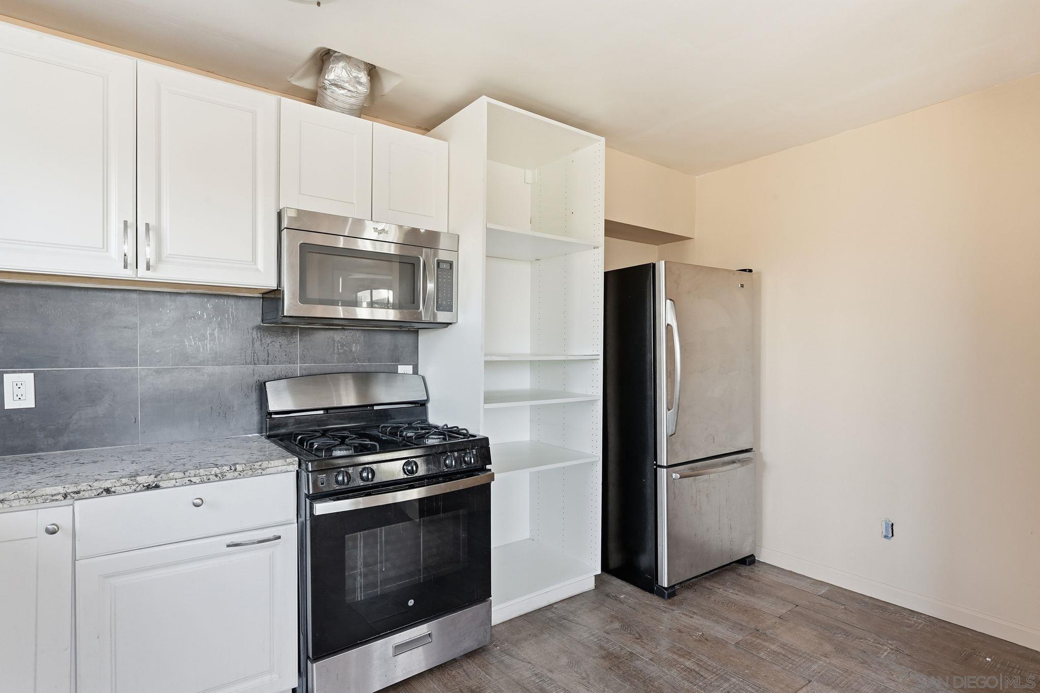 Detail Gallery Image 9 of 57 For 6431-37  Madrone Ave, San Diego,  CA 92114 - – Beds | – Baths