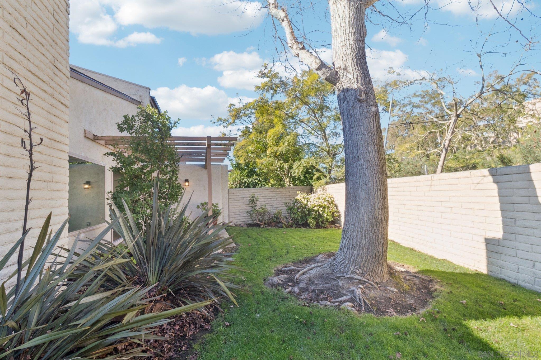 Detail Gallery Image 28 of 48 For 8988  Caminito Verano, La Jolla,  CA 92037 - 3 Beds | 2 Baths