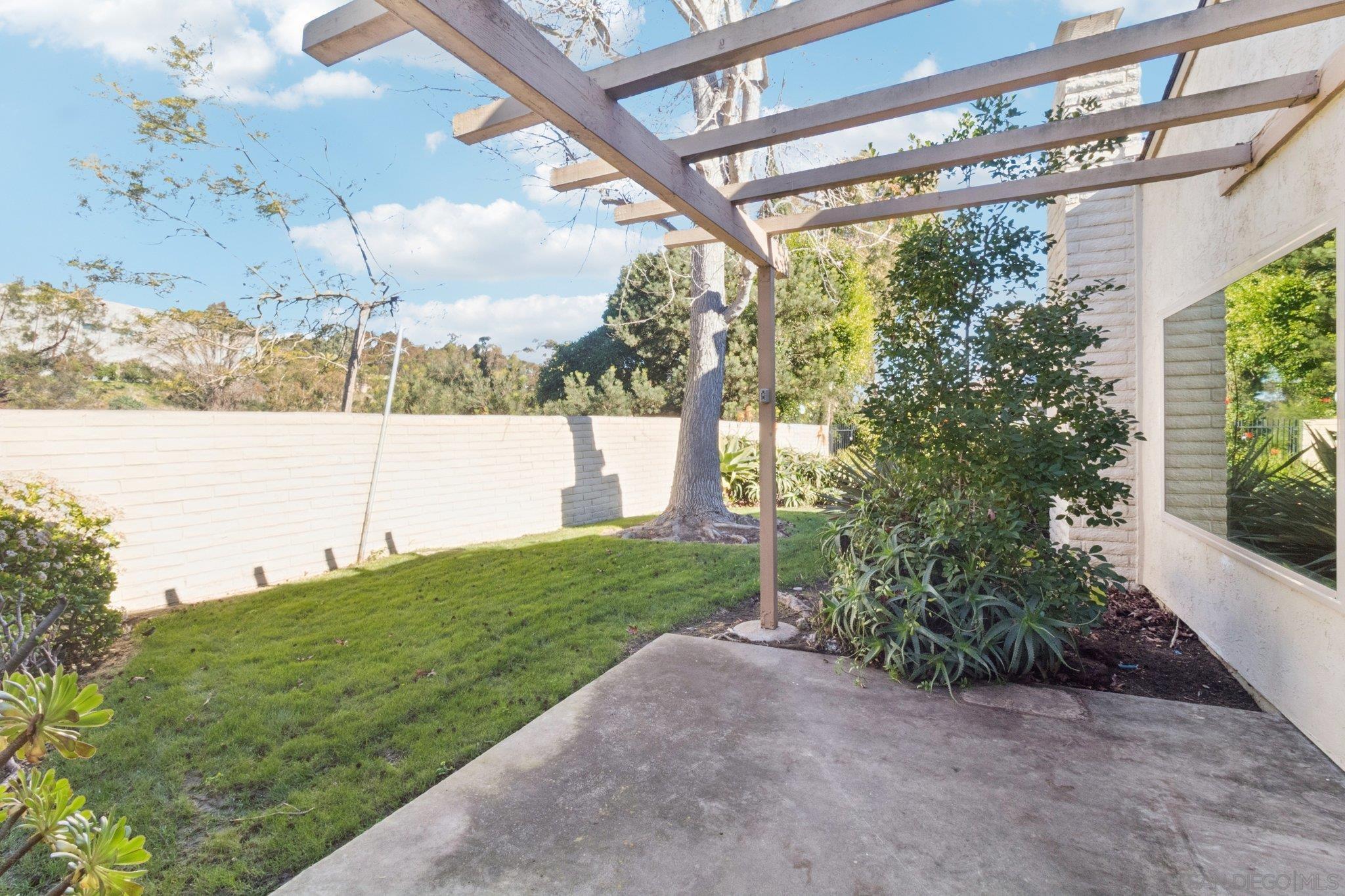 Detail Gallery Image 33 of 48 For 8988  Caminito Verano, La Jolla,  CA 92037 - 3 Beds | 2 Baths