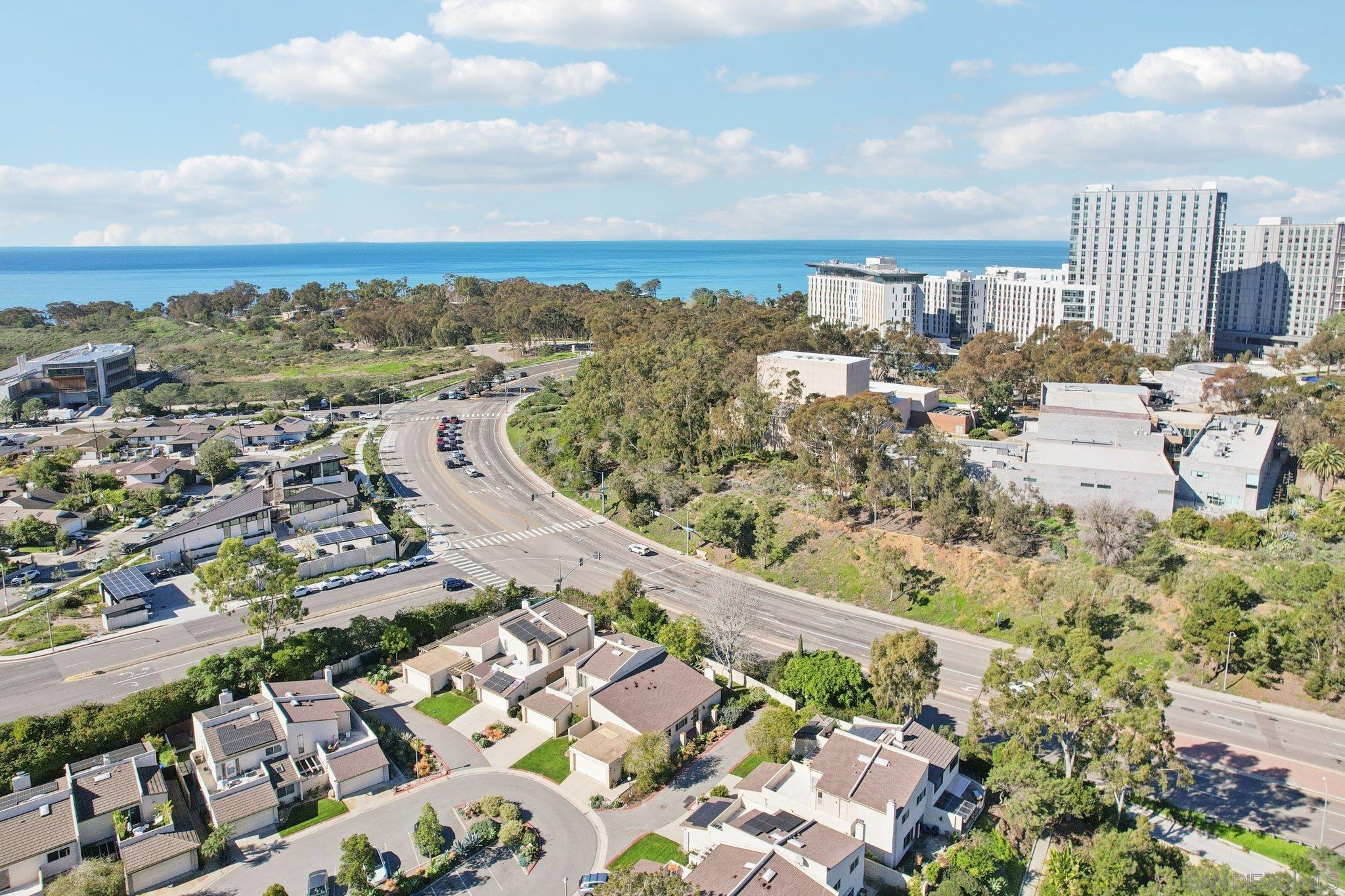 Detail Gallery Image 37 of 48 For 8988  Caminito Verano, La Jolla,  CA 92037 - 3 Beds | 2 Baths