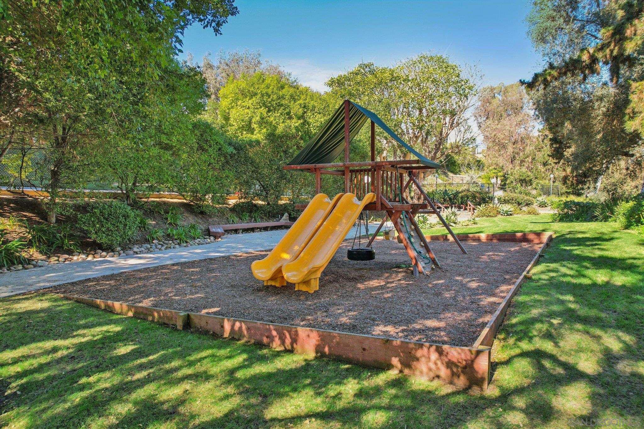 Detail Gallery Image 38 of 48 For 8988  Caminito Verano, La Jolla,  CA 92037 - 3 Beds | 2 Baths