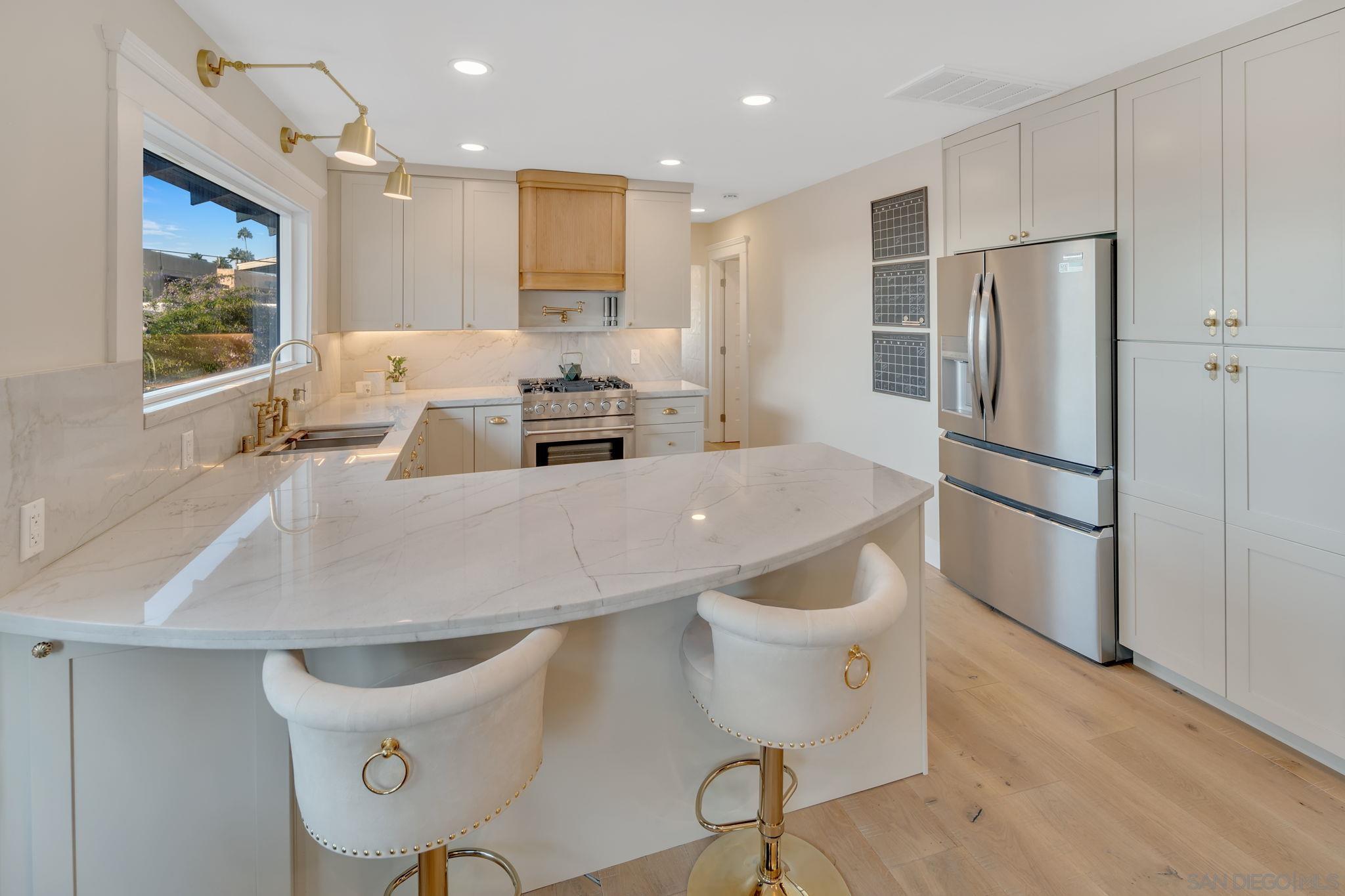 Detail Gallery Image 13 of 54 For 418 W Ivy Street, San Diego,  CA 92101 - – Beds | – Baths