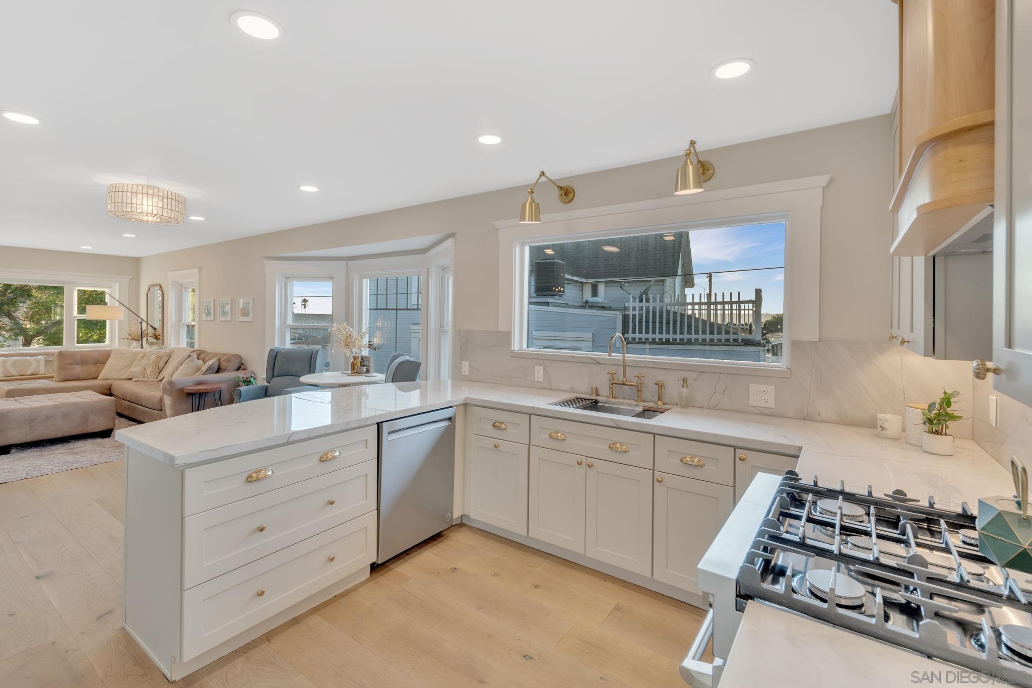 Detail Gallery Image 15 of 54 For 418 W Ivy Street, San Diego,  CA 92101 - – Beds | – Baths