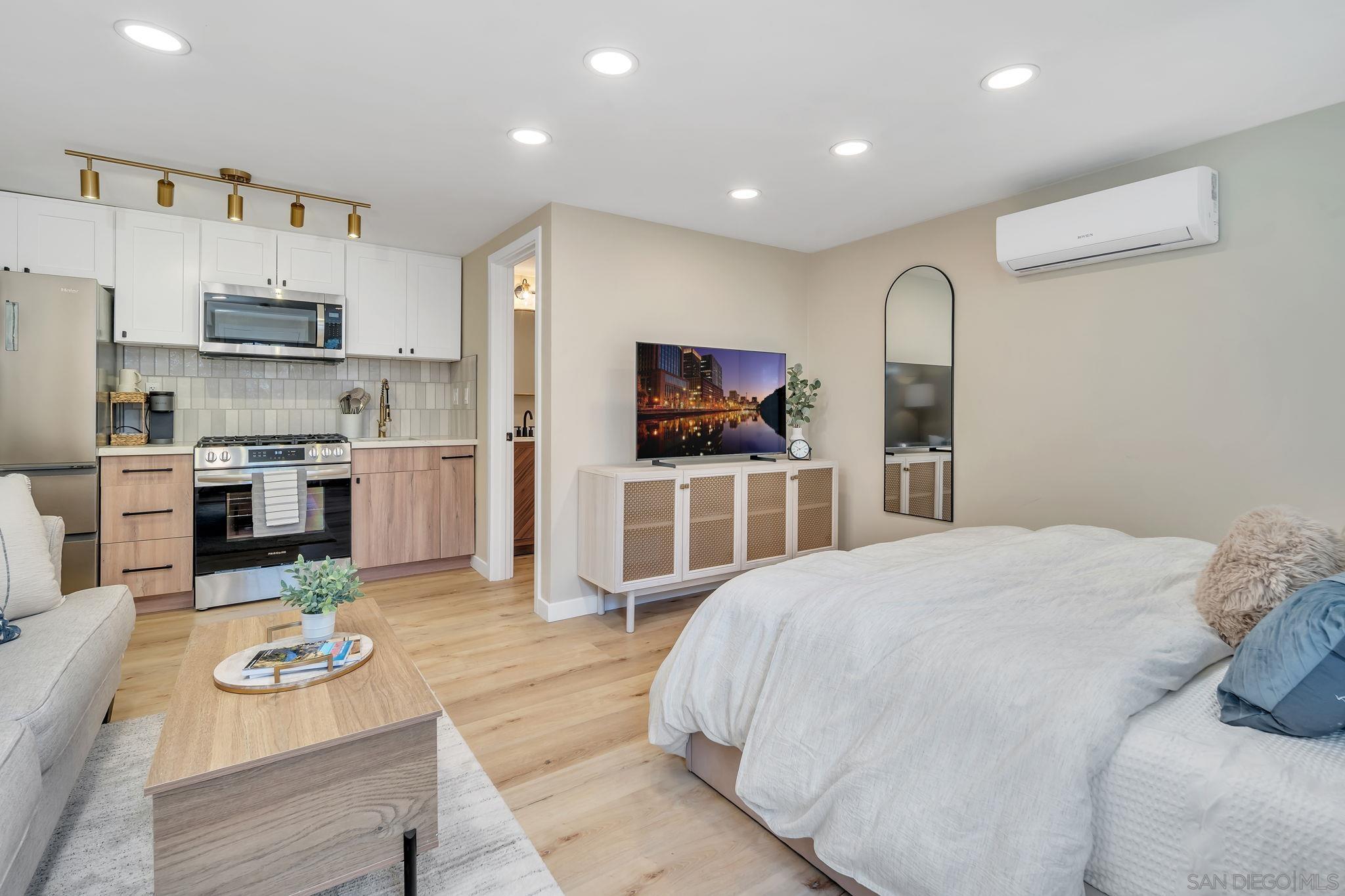 Detail Gallery Image 36 of 54 For 418 W Ivy Street, San Diego,  CA 92101 - – Beds | – Baths