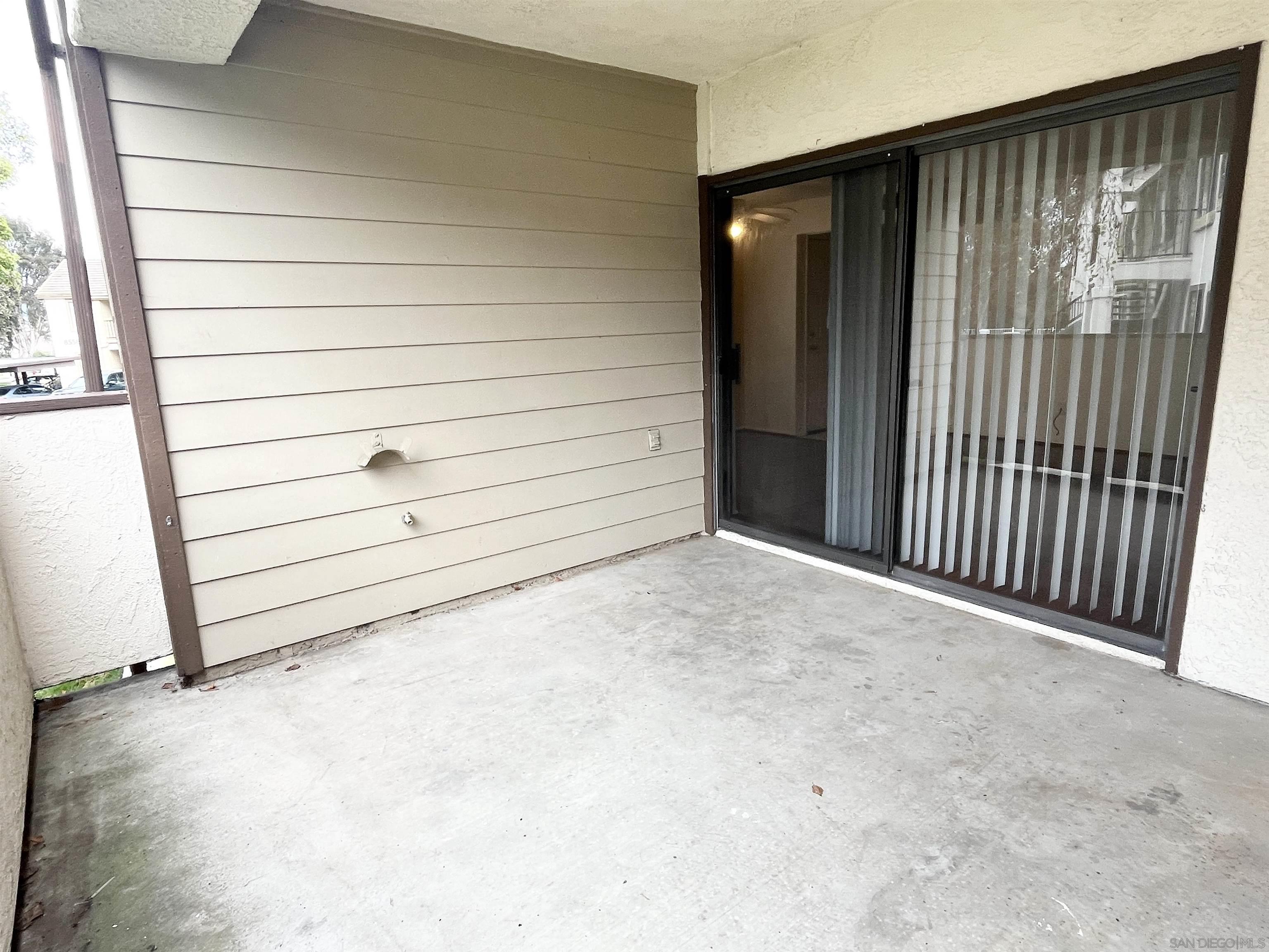 Detail Gallery Image 33 of 38 For 8538  Summerdale Rd  #111,  San Diego,  CA 92126 - 2 Beds | 2 Baths