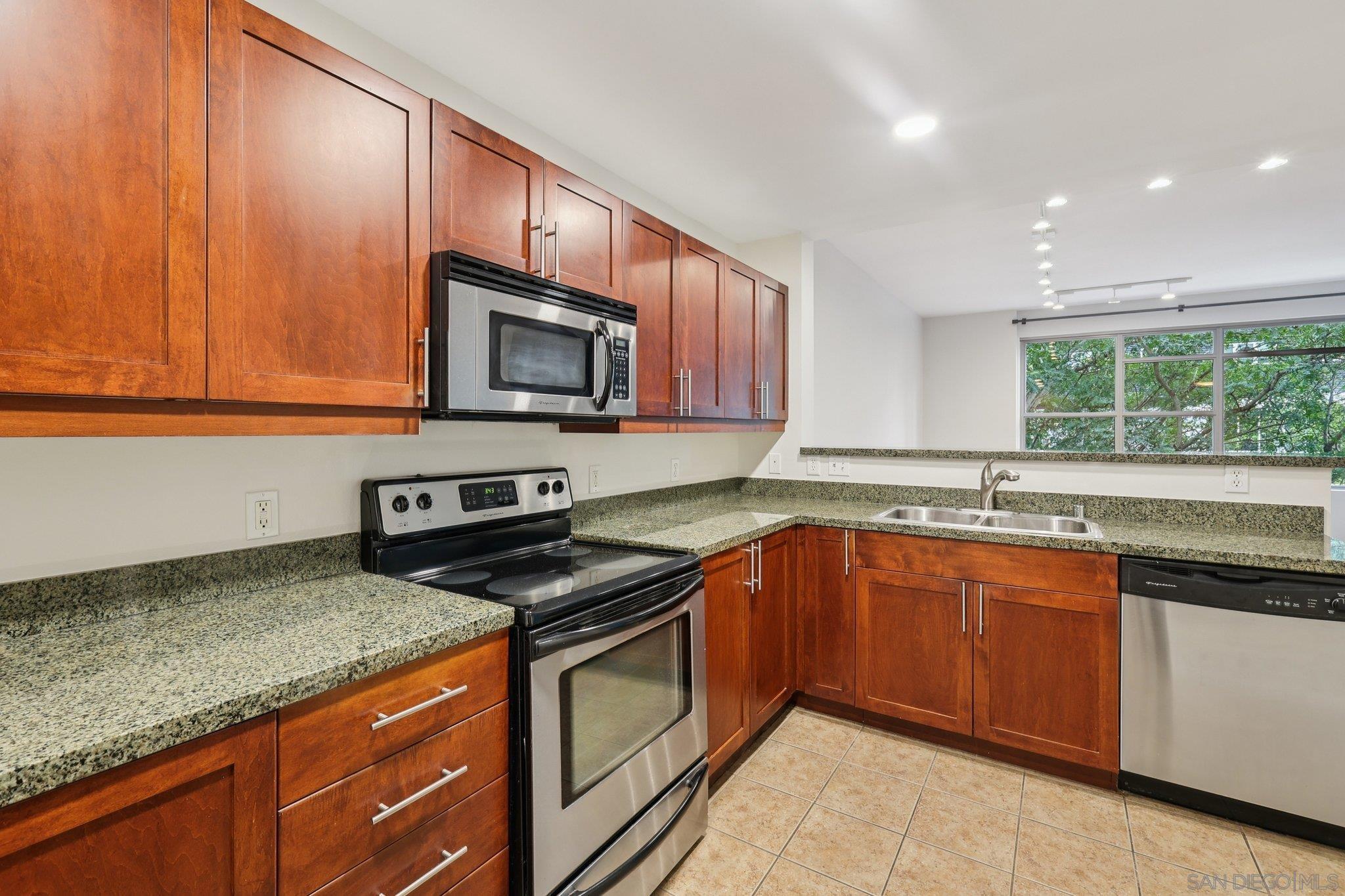 Detail Gallery Image 15 of 43 For 206  Park Blvd  #307,  San Diego,  CA 92101 - 1 Beds | 1 Baths