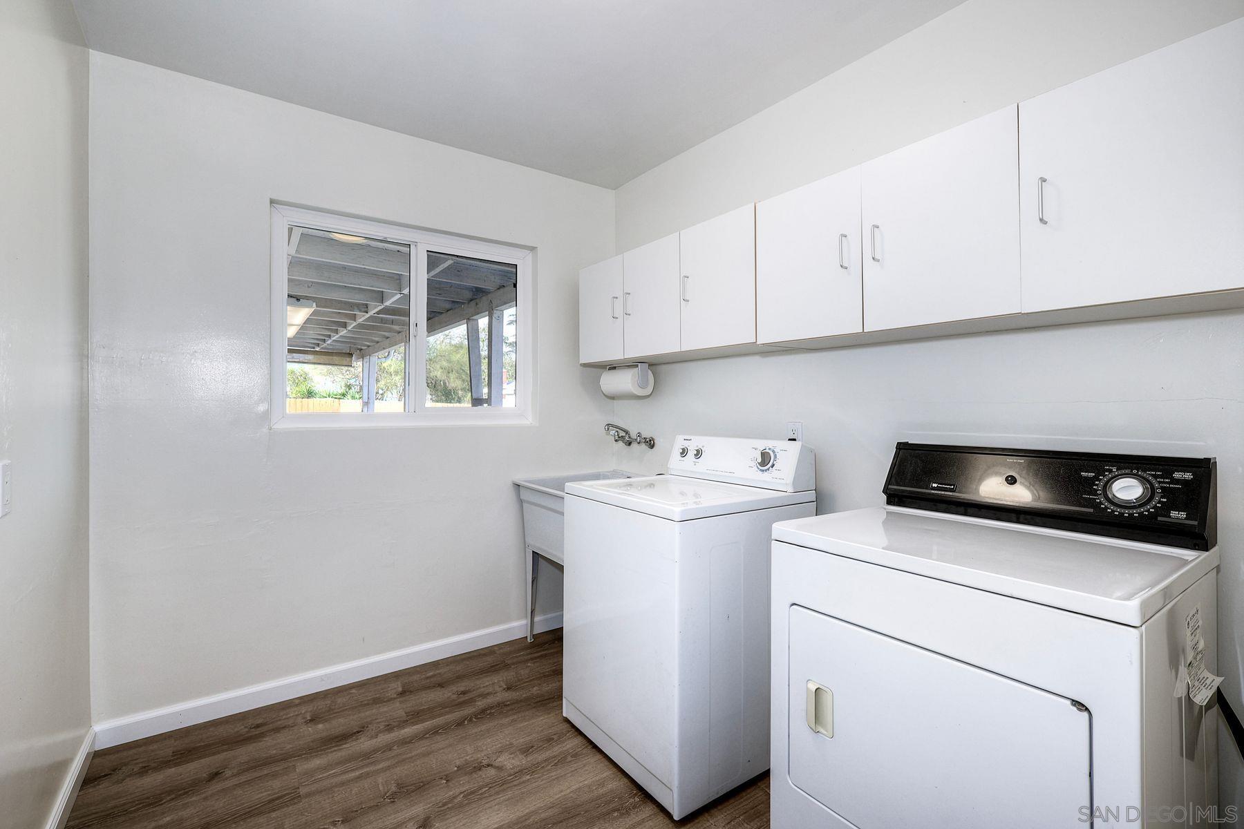 Detail Gallery Image 12 of 31 For 926  Aster Ave, El Cajon,  CA 92020 - 4 Beds | 3 Baths