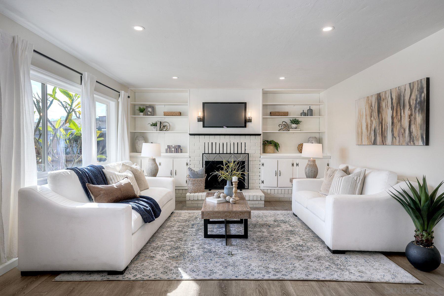 Detail Gallery Image 3 of 31 For 926  Aster Ave, El Cajon,  CA 92020 - 4 Beds | 3 Baths