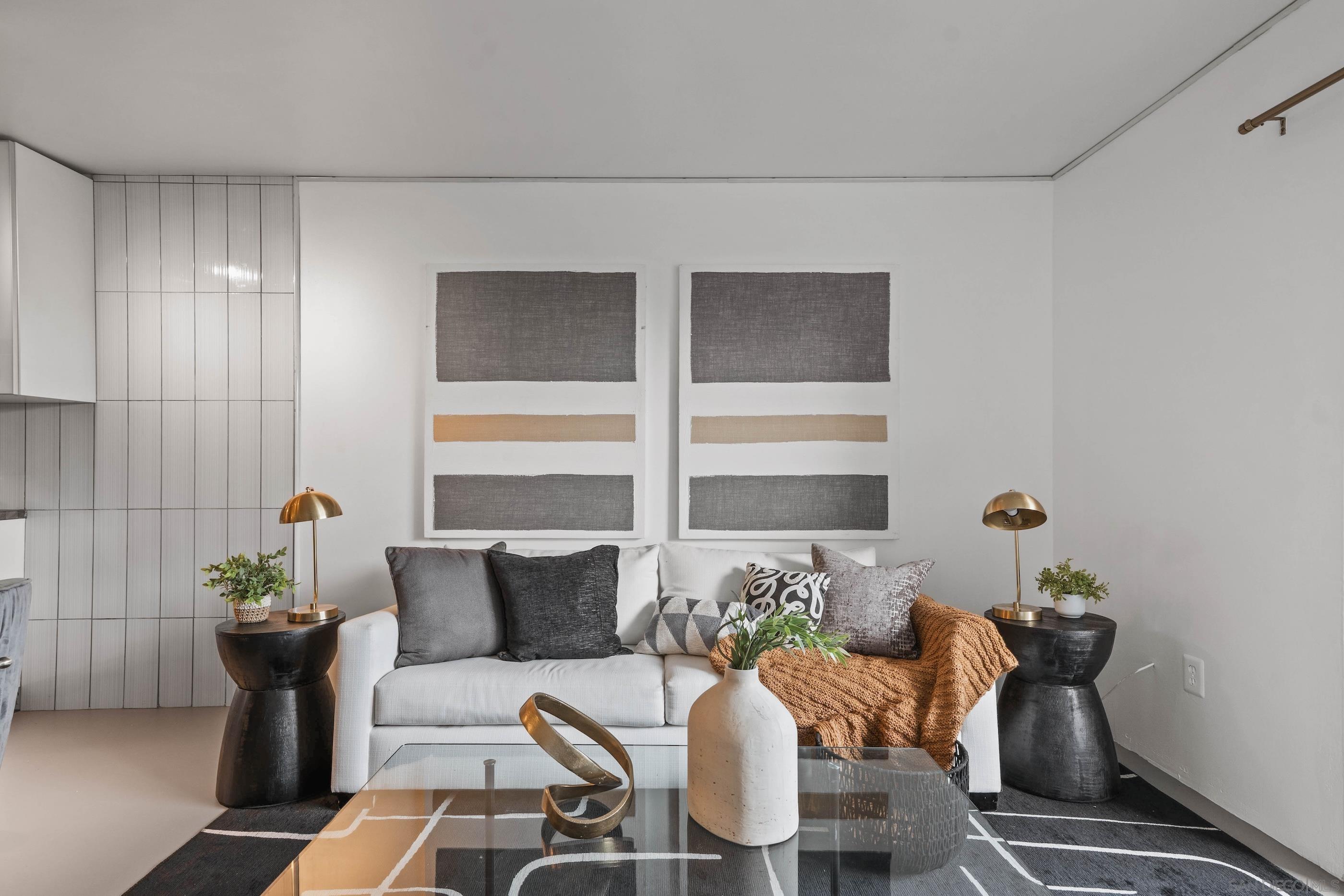 Detail Gallery Image 2 of 25 For 4060  Huerfano Avenue  #130,  San Diego,  CA 92117 - 1 Beds | 1 Baths