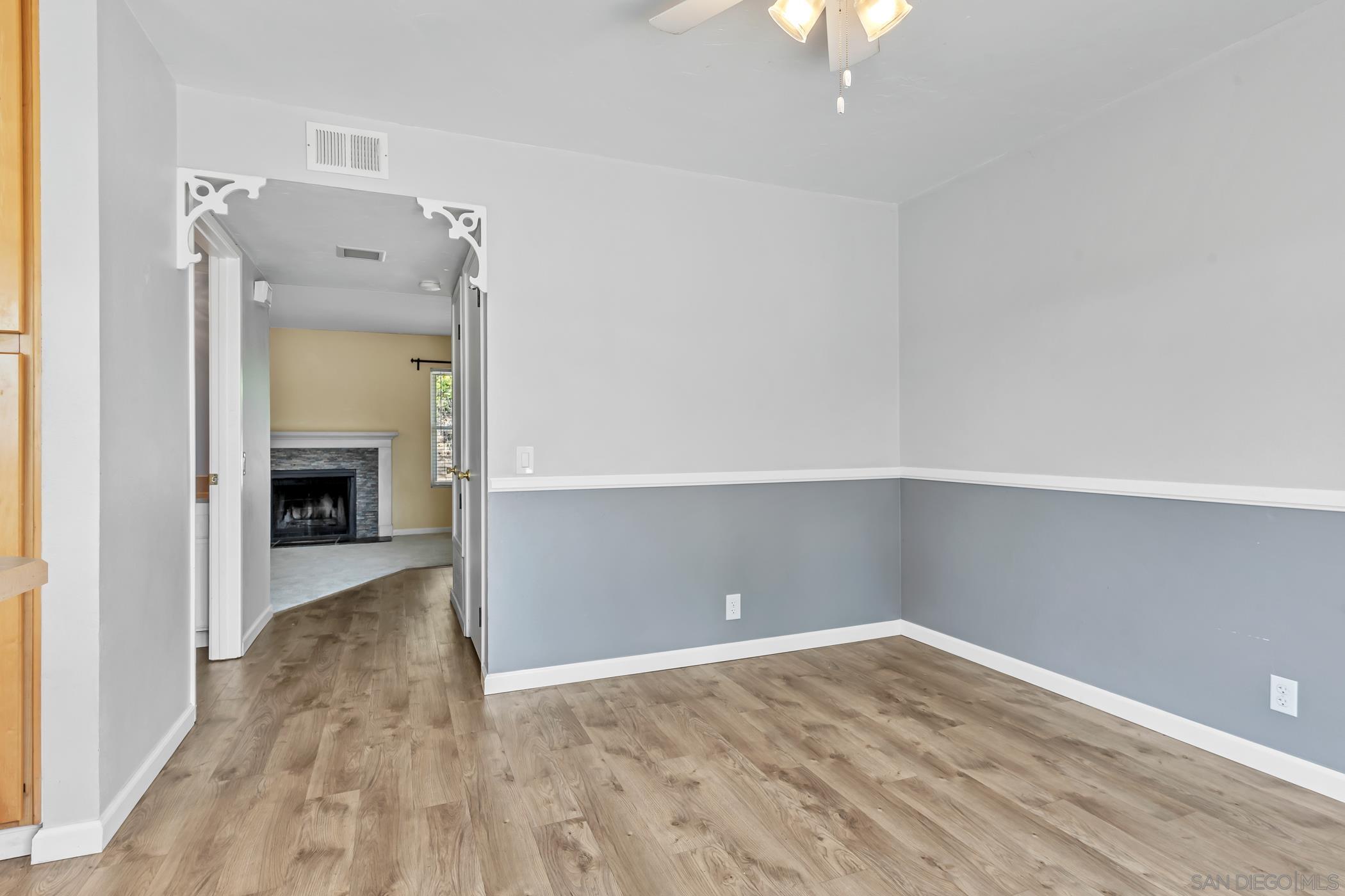 Detail Gallery Image 12 of 40 For 5875  Reo Ter  #C,  San Diego,  CA 92139 - 3 Beds | 2/1 Baths