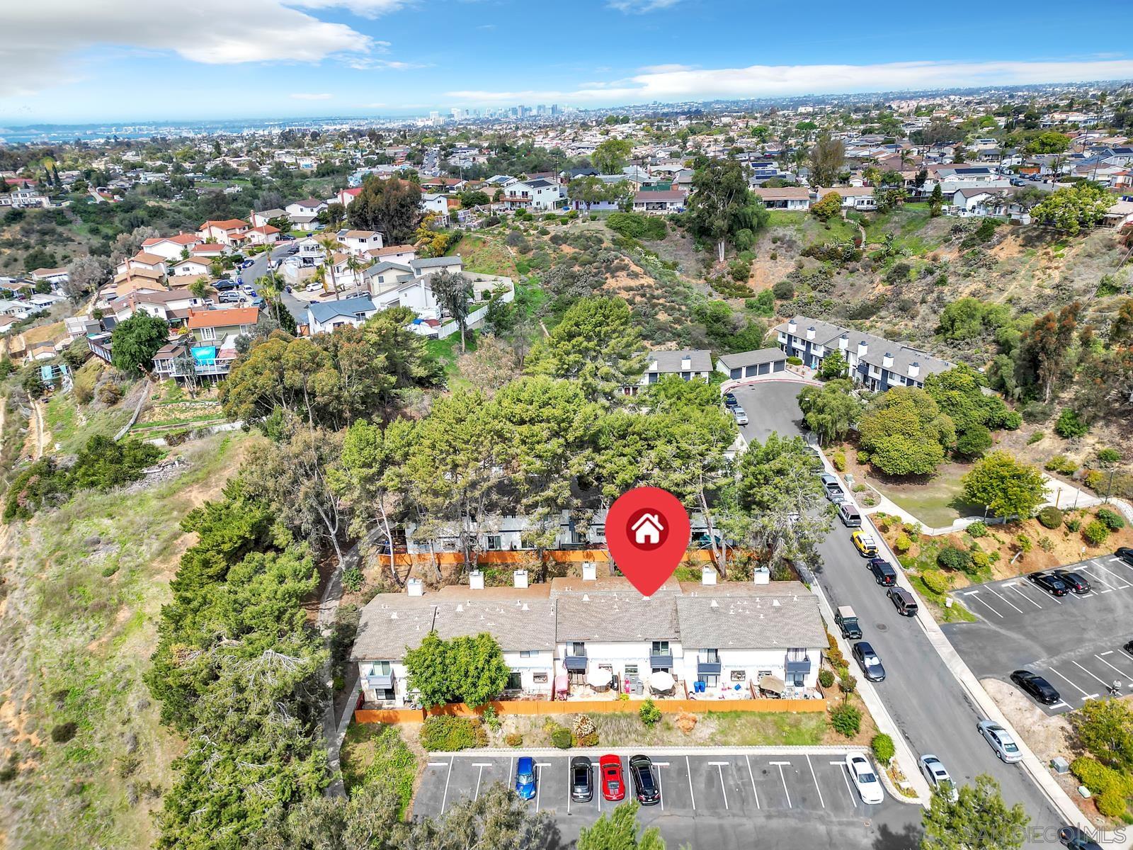 Detail Gallery Image 3 of 40 For 5875  Reo Ter  #C,  San Diego,  CA 92139 - 3 Beds | 2/1 Baths