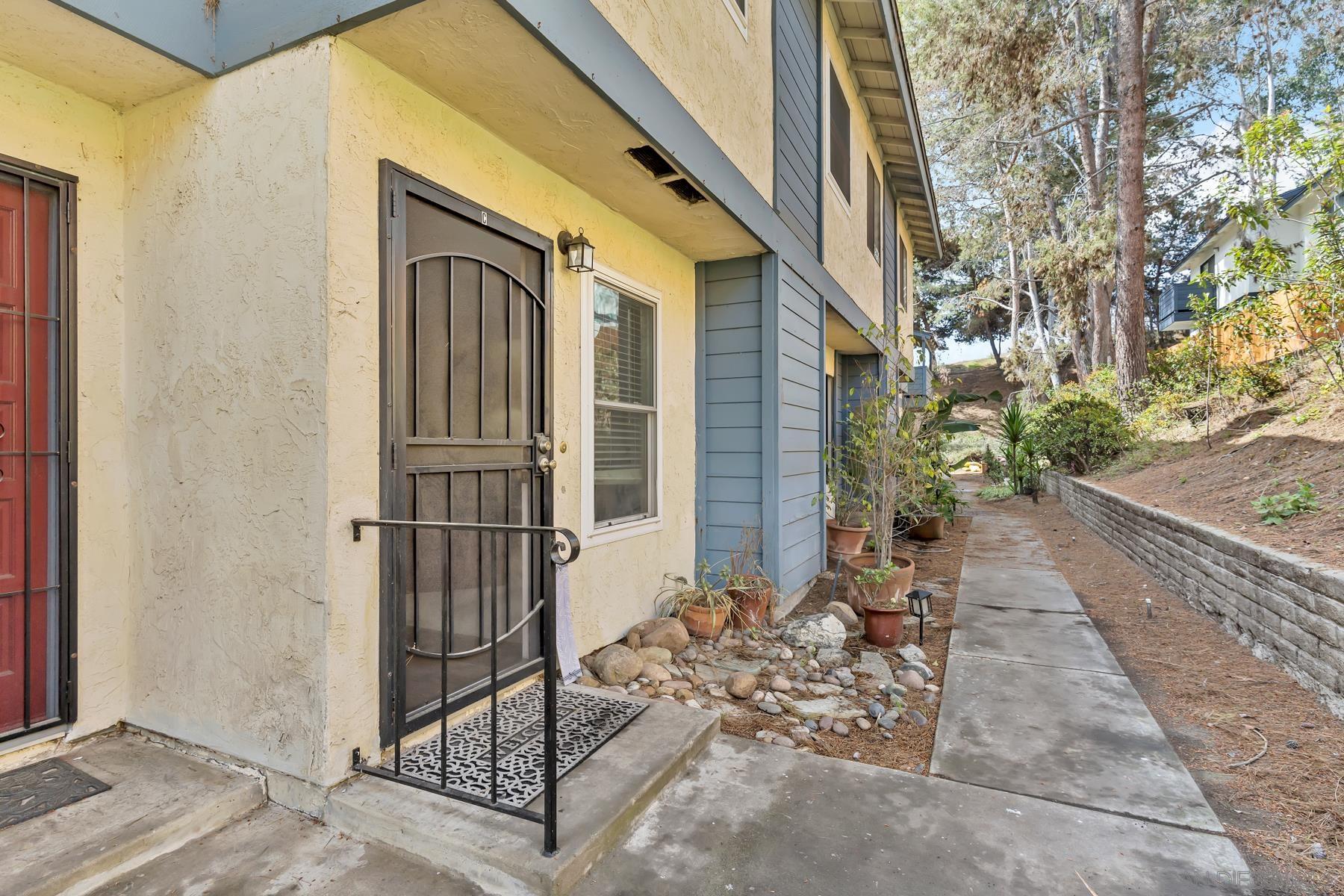 Detail Gallery Image 7 of 40 For 5875  Reo Ter  #C,  San Diego,  CA 92139 - 3 Beds | 2/1 Baths
