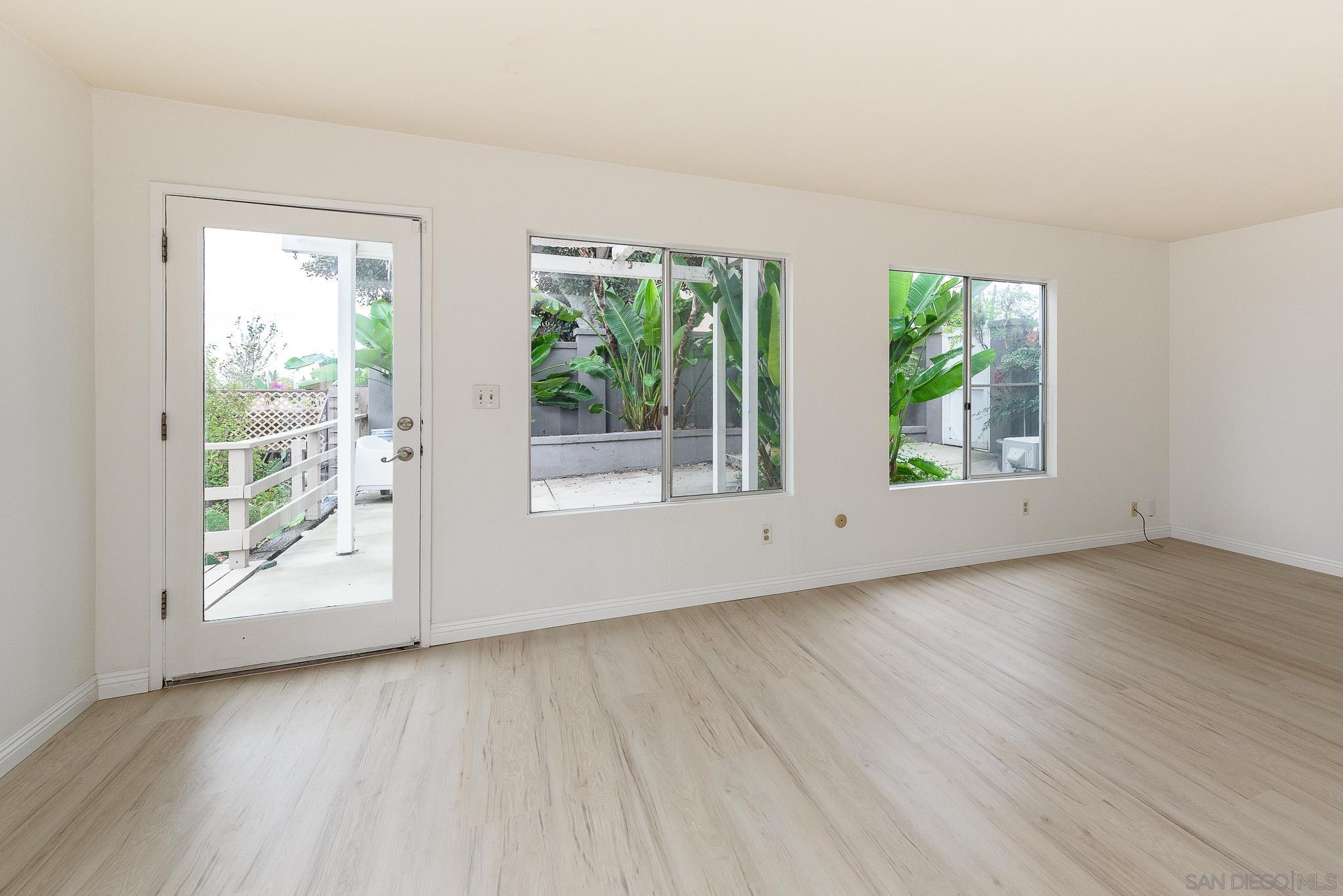 Detail Gallery Image 12 of 31 For 1777  Pentuckett  B, San Diego,  CA 92104 - 4 Beds | 2 Baths