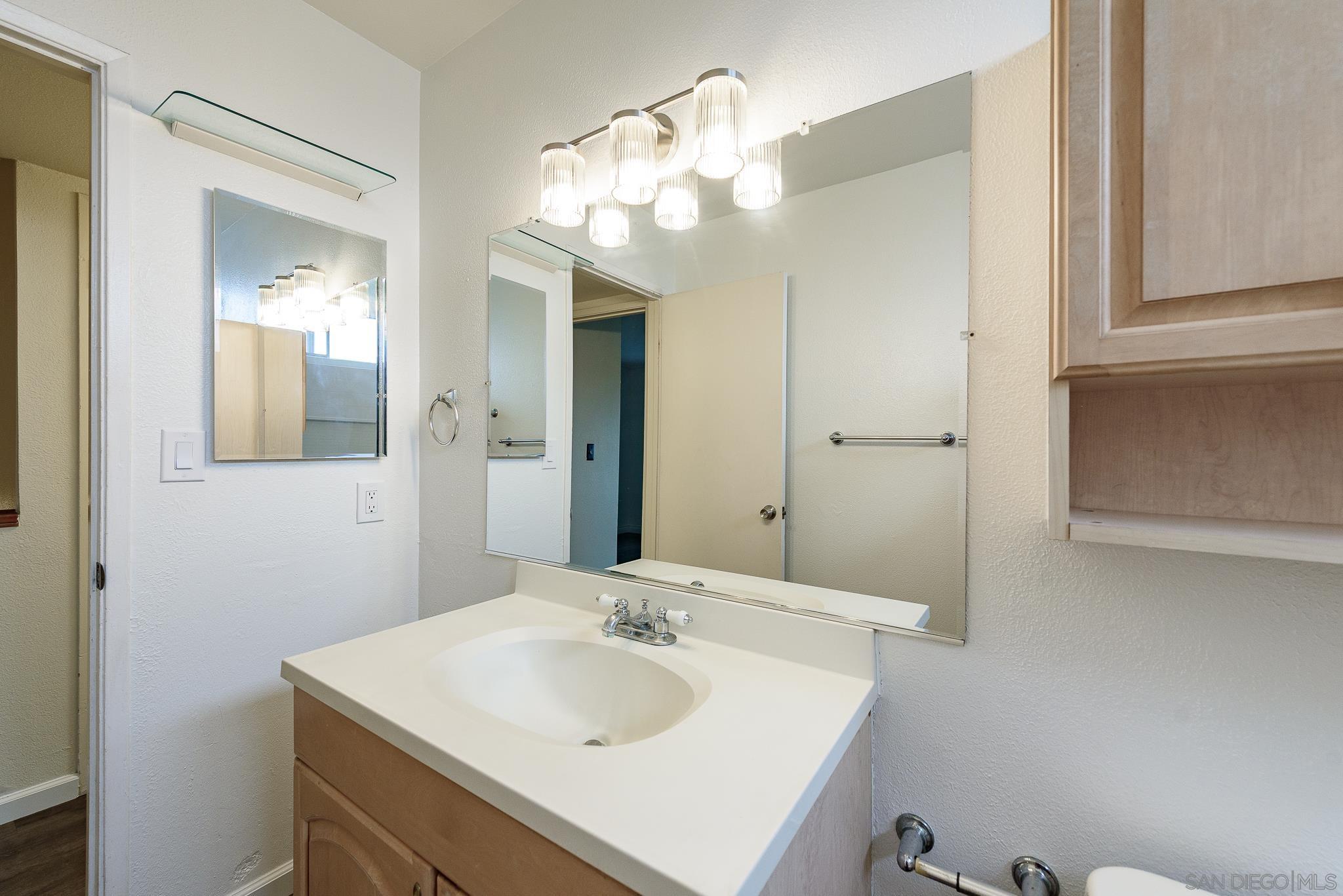 Detail Gallery Image 18 of 31 For 1777  Pentuckett  B, San Diego,  CA 92104 - 4 Beds | 2 Baths