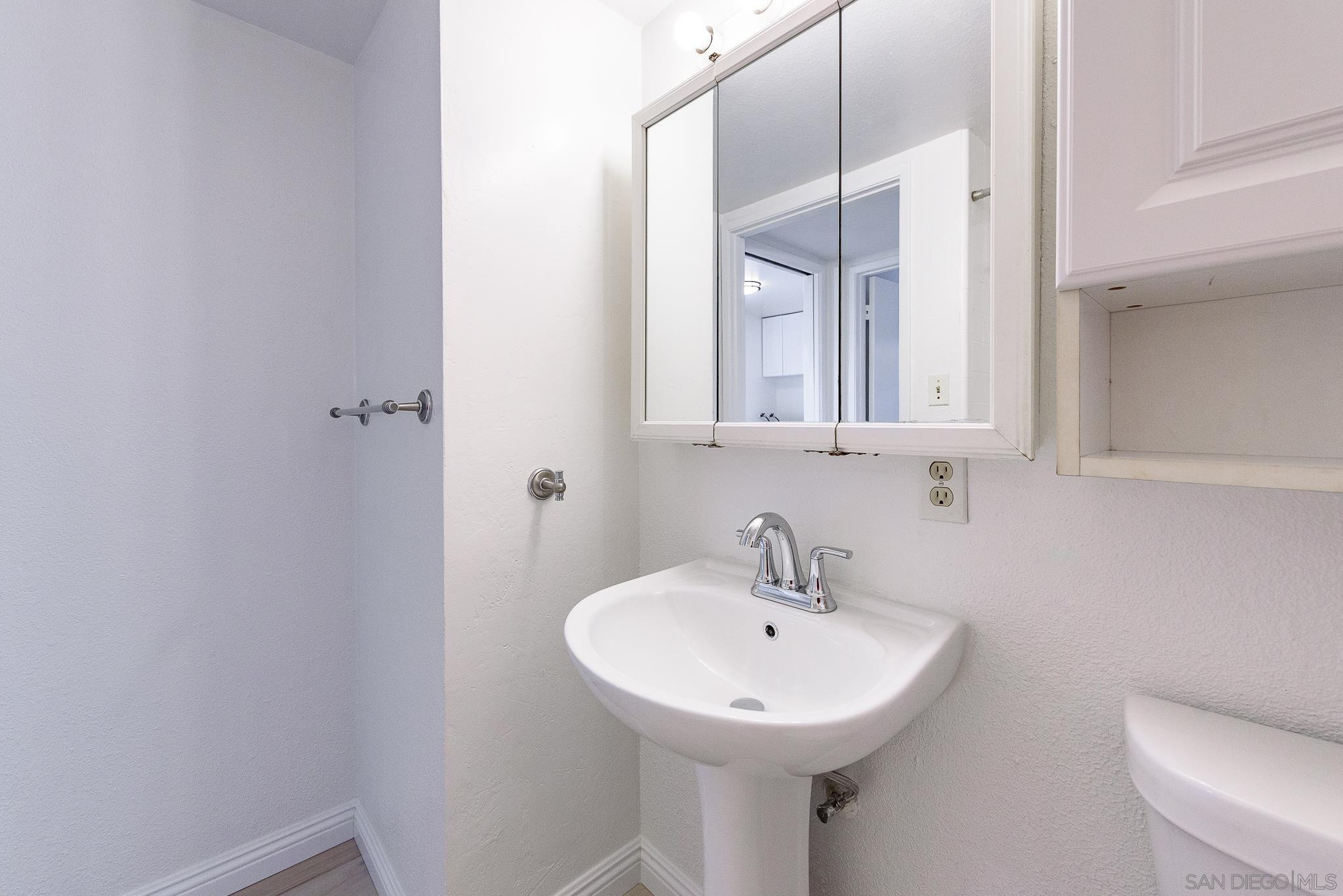 Detail Gallery Image 25 of 31 For 1777  Pentuckett  B, San Diego,  CA 92104 - 4 Beds | 2 Baths