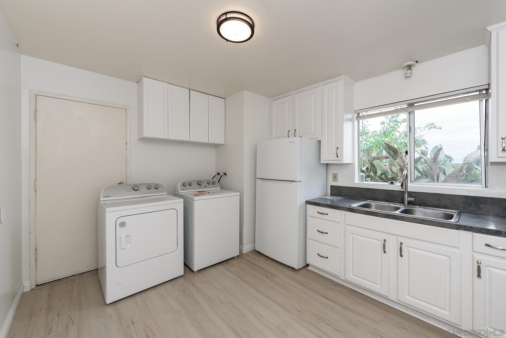 Detail Gallery Image 30 of 31 For 1777  Pentuckett  B, San Diego,  CA 92104 - 4 Beds | 2 Baths