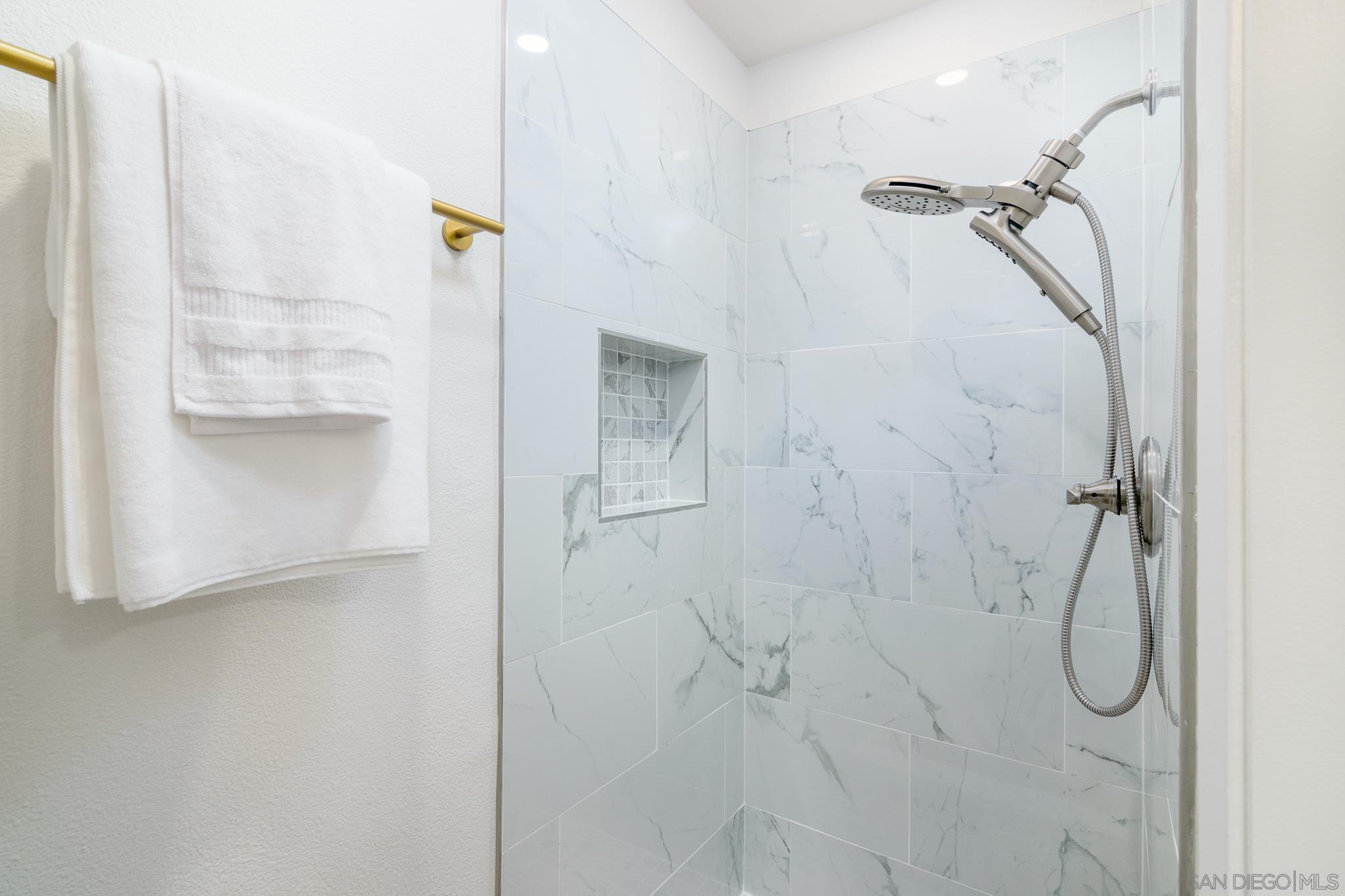 Detail Gallery Image 15 of 24 For 3606  Vista Rey 9, Oceanside,  CA 92057 - 2 Beds | 2 Baths