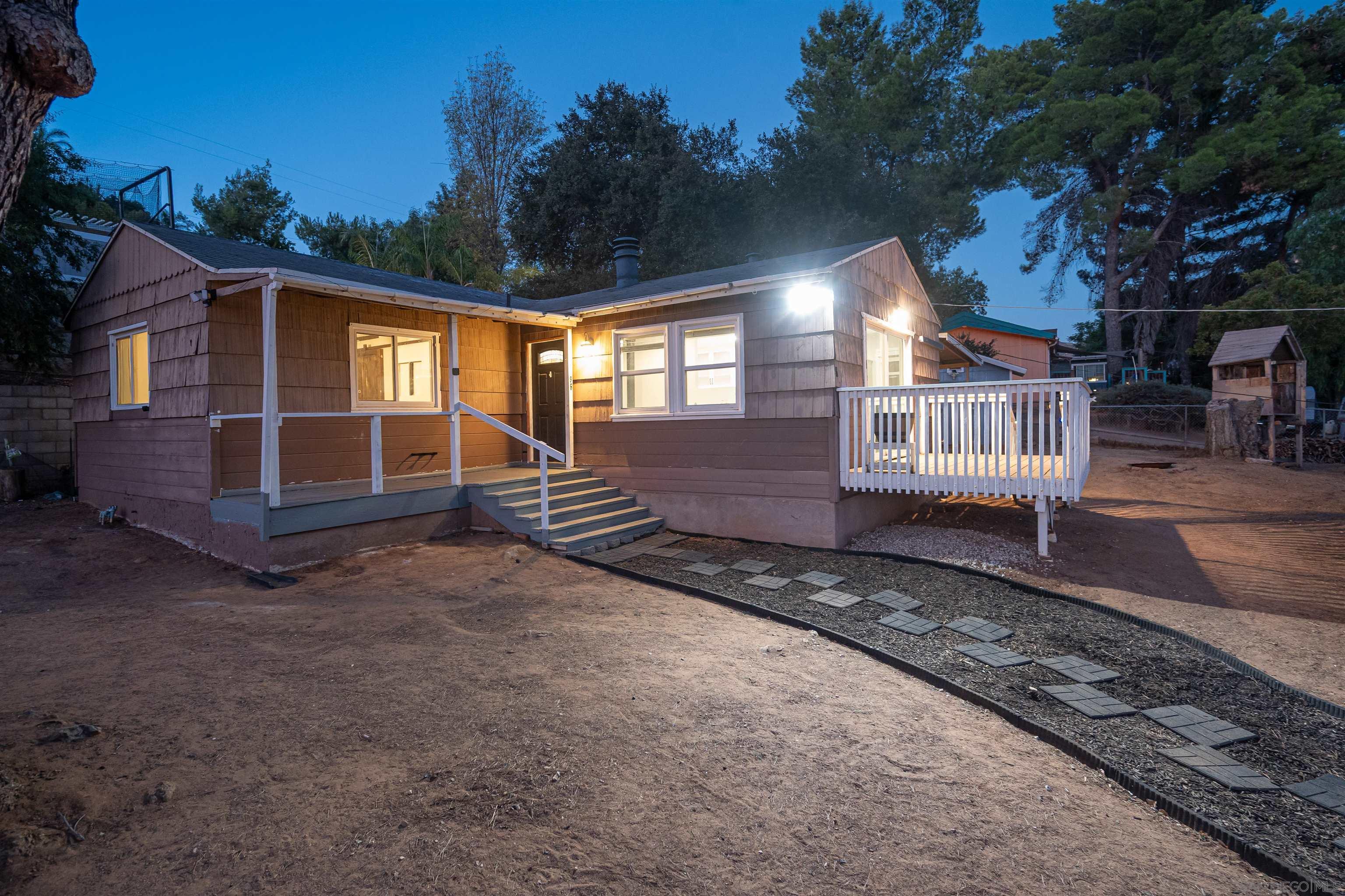 Front Image Thumbnail for SD2600030