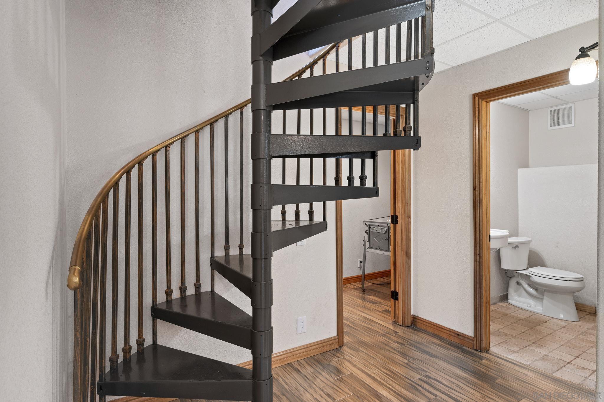 Detail Gallery Image 23 of 53 For 27720  Saunders Meadow Rd, Idyllwild,  CA 92549 - 3 Beds | 2/1 Baths