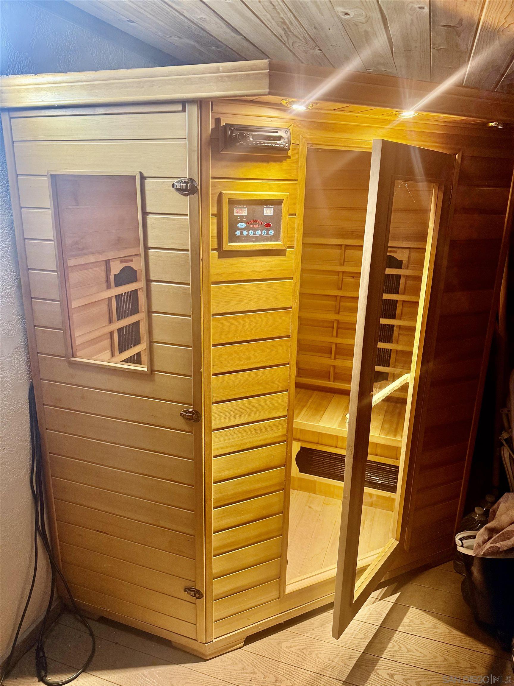 Detail Gallery Image 29 of 53 For 27720  Saunders Meadow Rd, Idyllwild,  CA 92549 - 3 Beds | 2/1 Baths