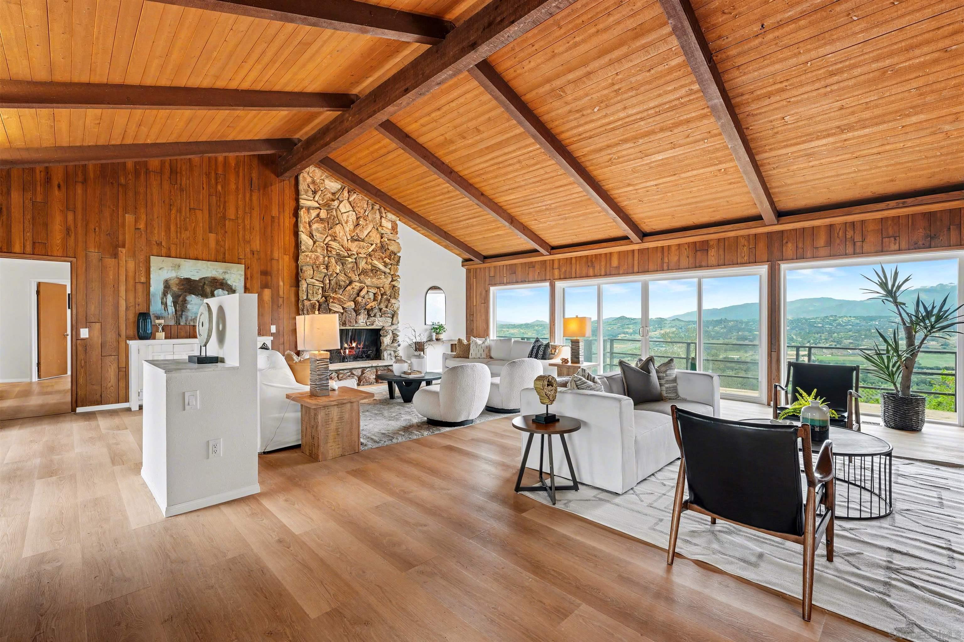 Detail Gallery Image 2 of 35 For 27608  Cobb Ln, Valley Center,  CA 92082 - 4 Beds | 5 Baths