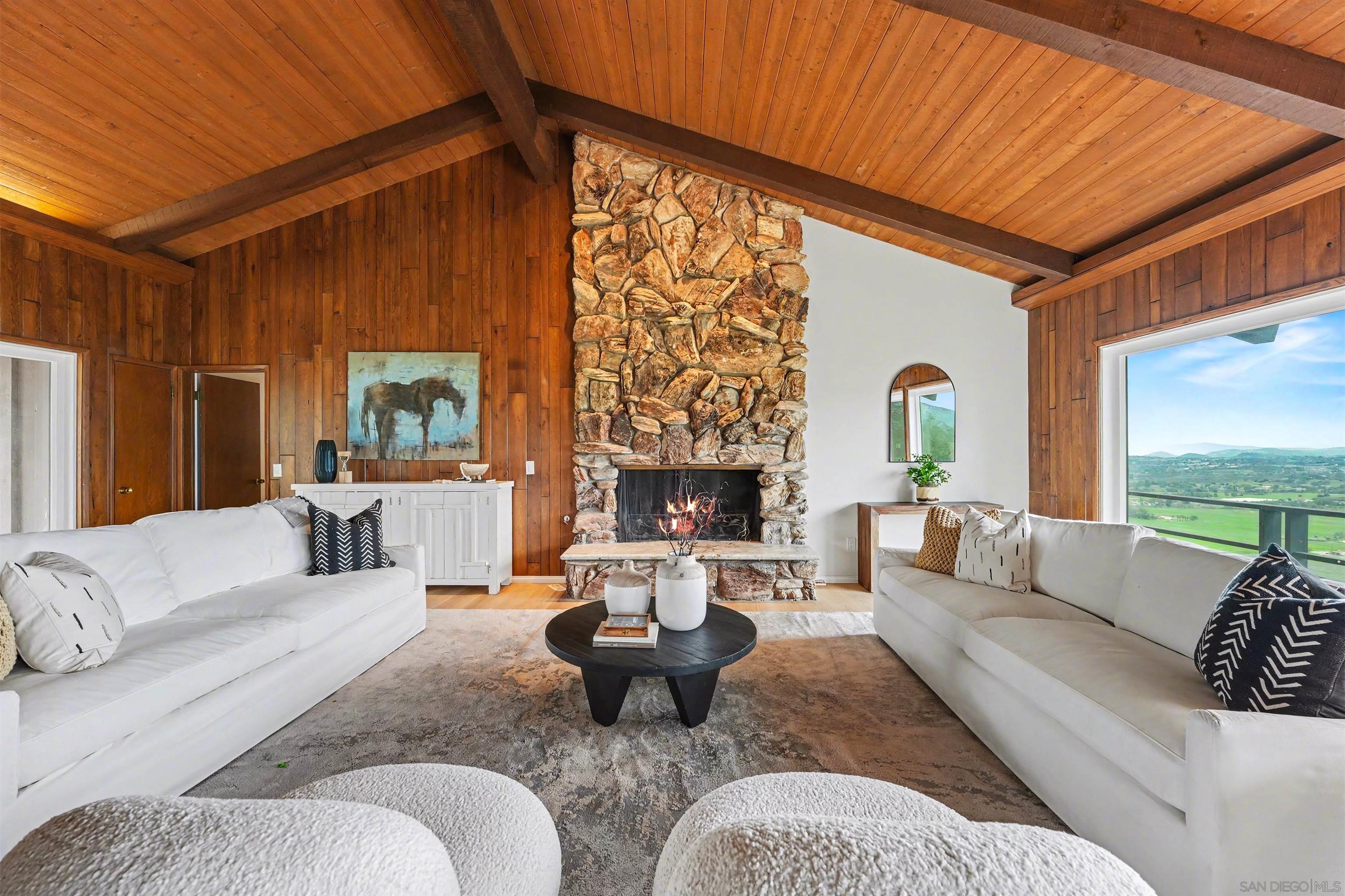 Detail Gallery Image 11 of 35 For 27608  Cobb Ln, Valley Center,  CA 92082 - 4 Beds | 5 Baths