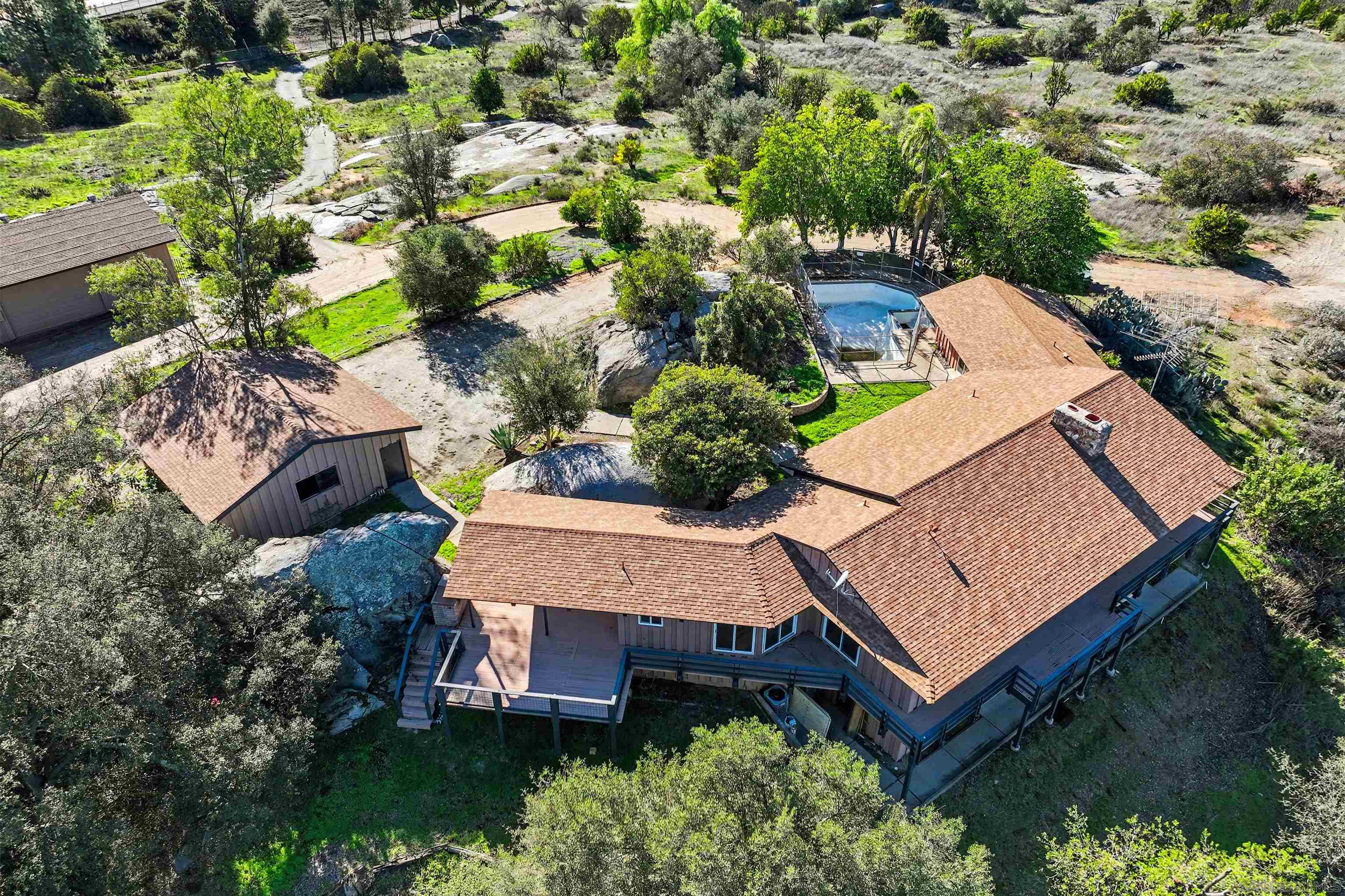 Detail Gallery Image 22 of 35 For 27608  Cobb Ln, Valley Center,  CA 92082 - 4 Beds | 5 Baths