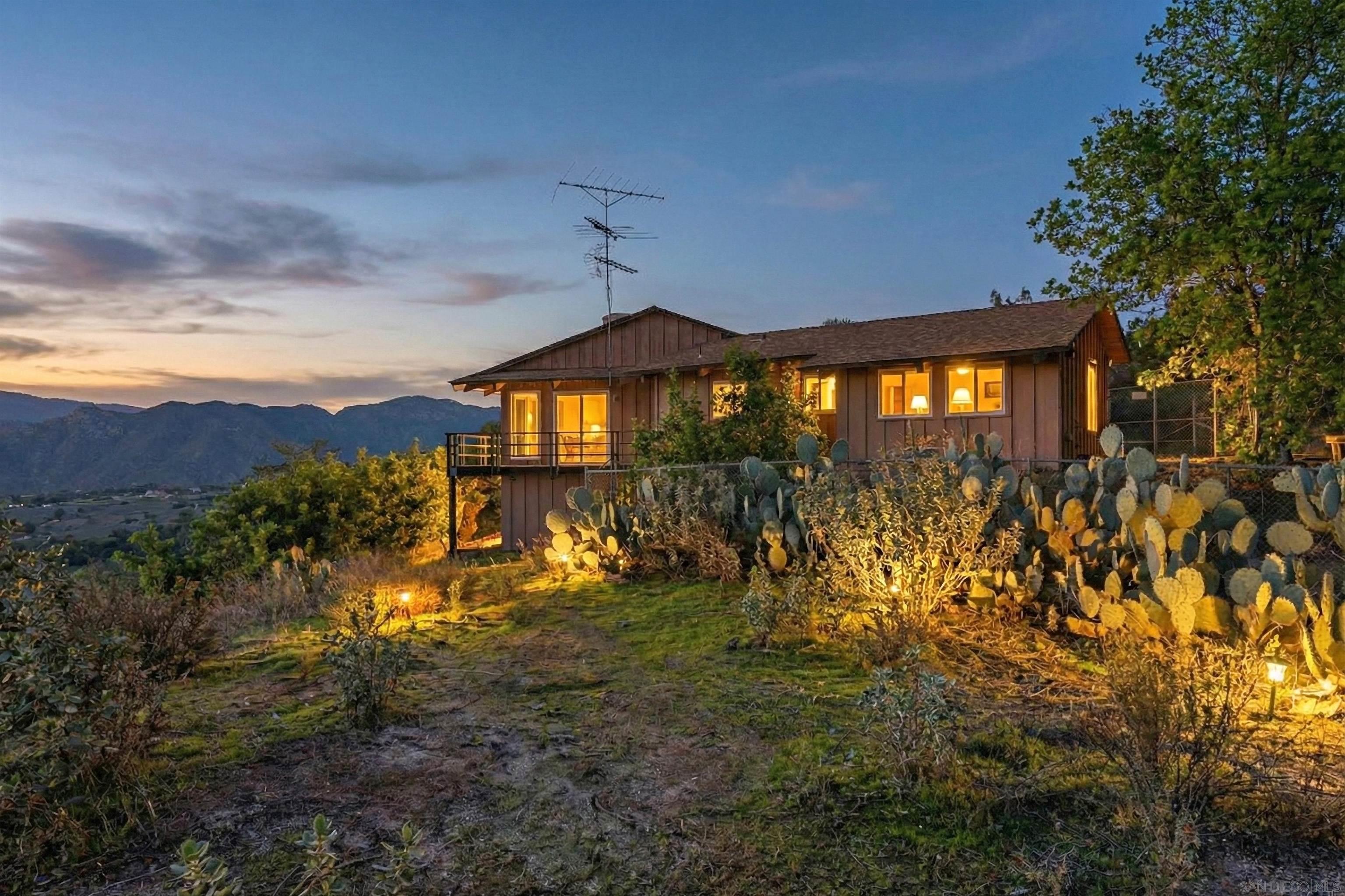 Detail Gallery Image 30 of 35 For 27608  Cobb Ln, Valley Center,  CA 92082 - 4 Beds | 5 Baths