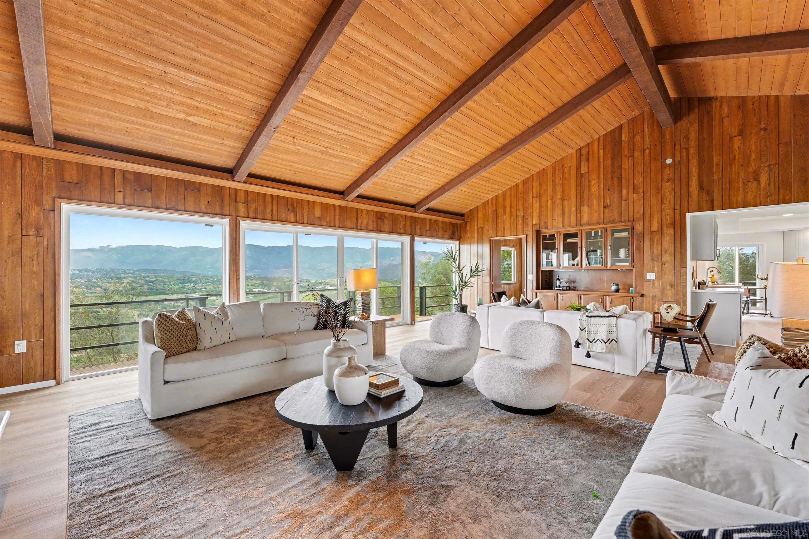 Detail Gallery Image 4 of 35 For 27608  Cobb Ln, Valley Center,  CA 92082 - 4 Beds | 5 Baths