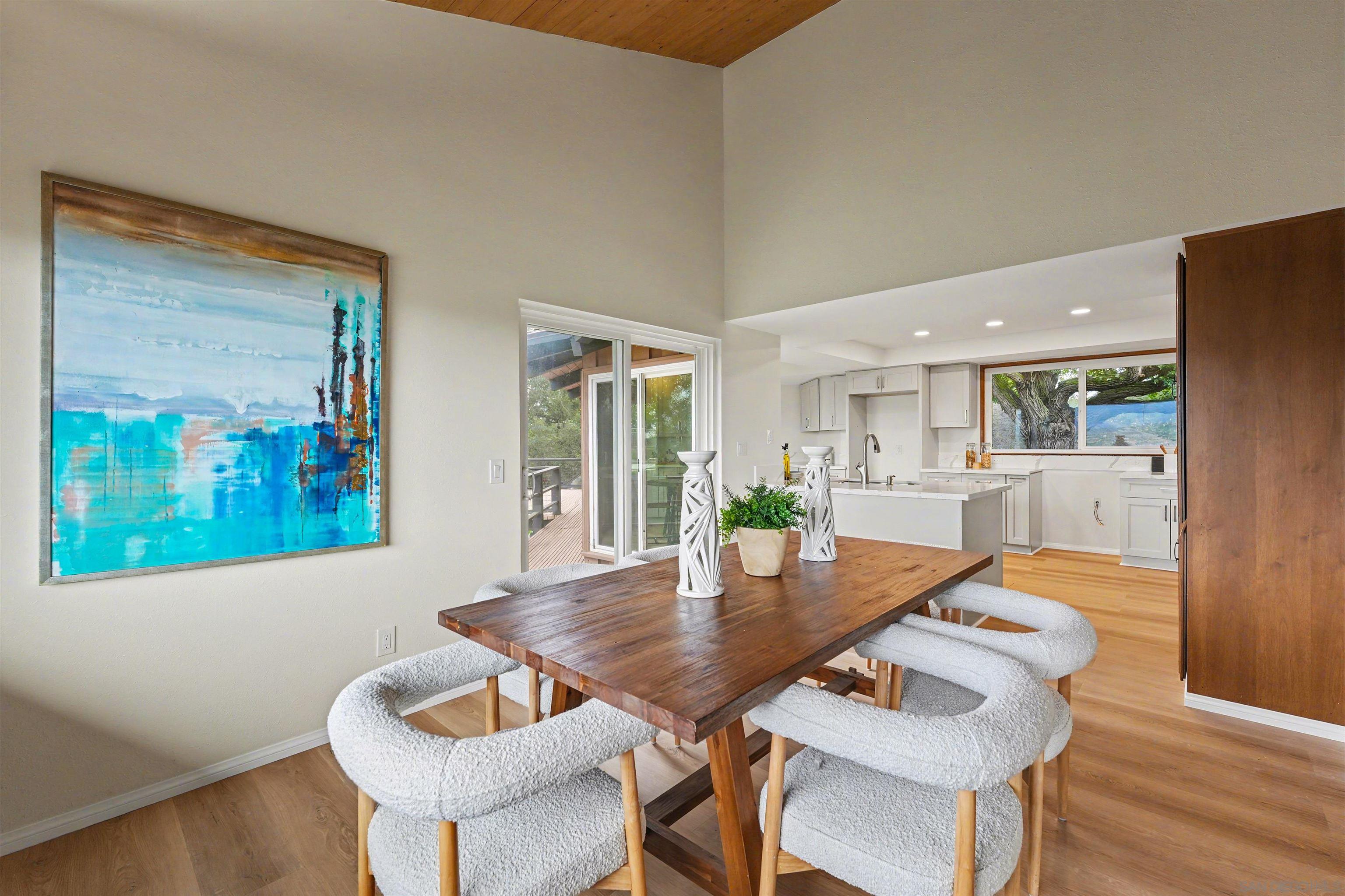 Detail Gallery Image 8 of 35 For 27608  Cobb Ln, Valley Center,  CA 92082 - 4 Beds | 5 Baths