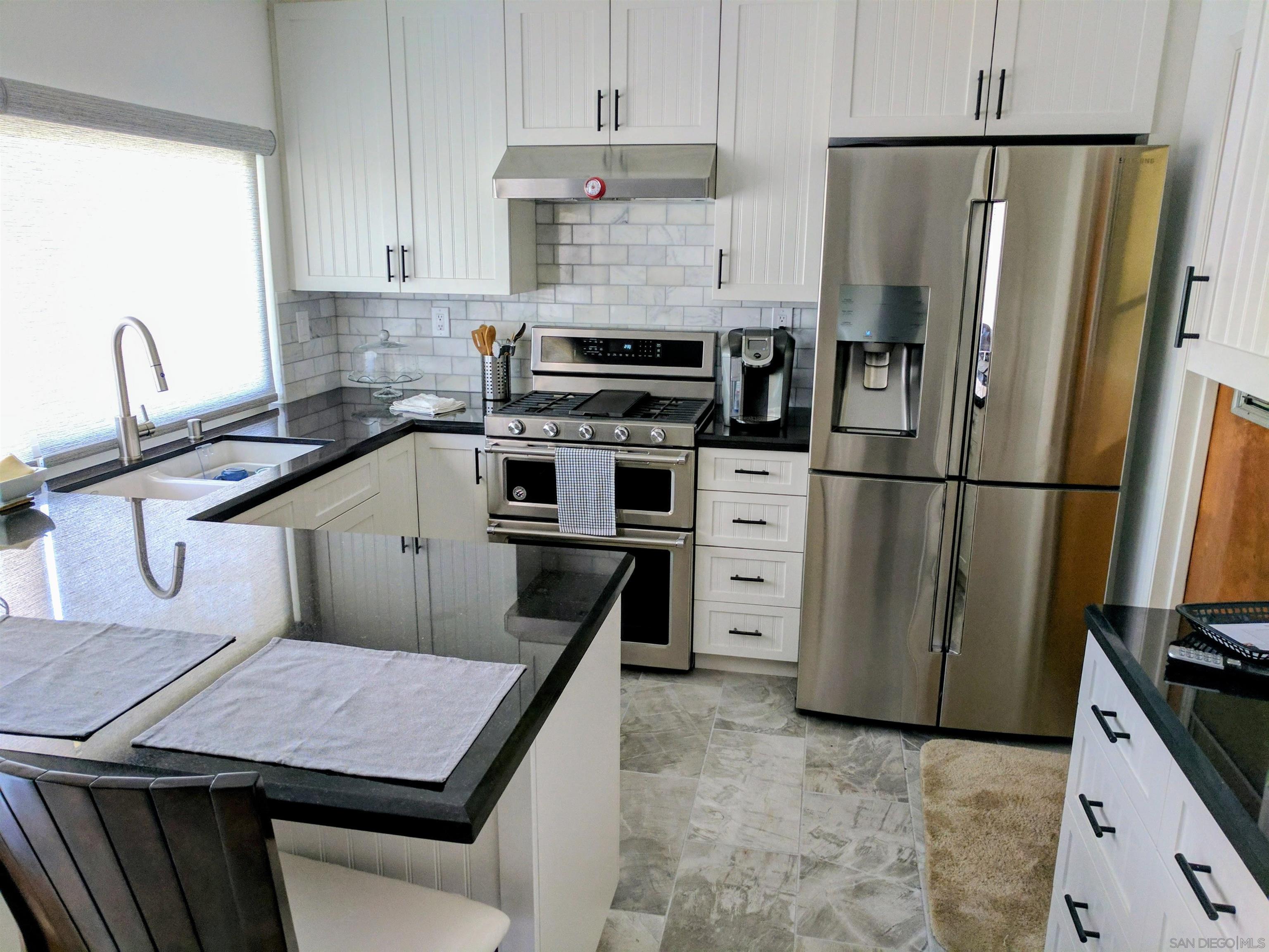 Front Image Thumbnail for SD2600039