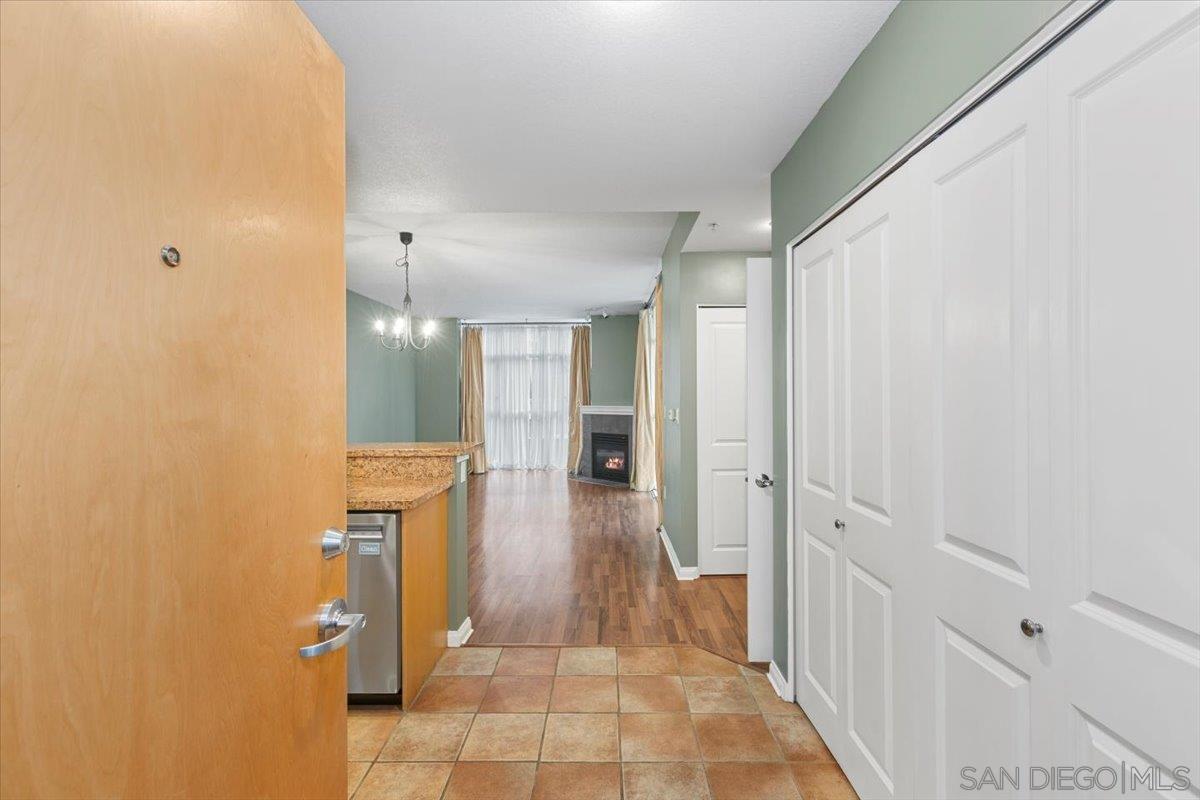 Detail Gallery Image 4 of 44 For 850  Beech St  405, San Diego,  CA 92101 - 1 Beds | 1 Baths