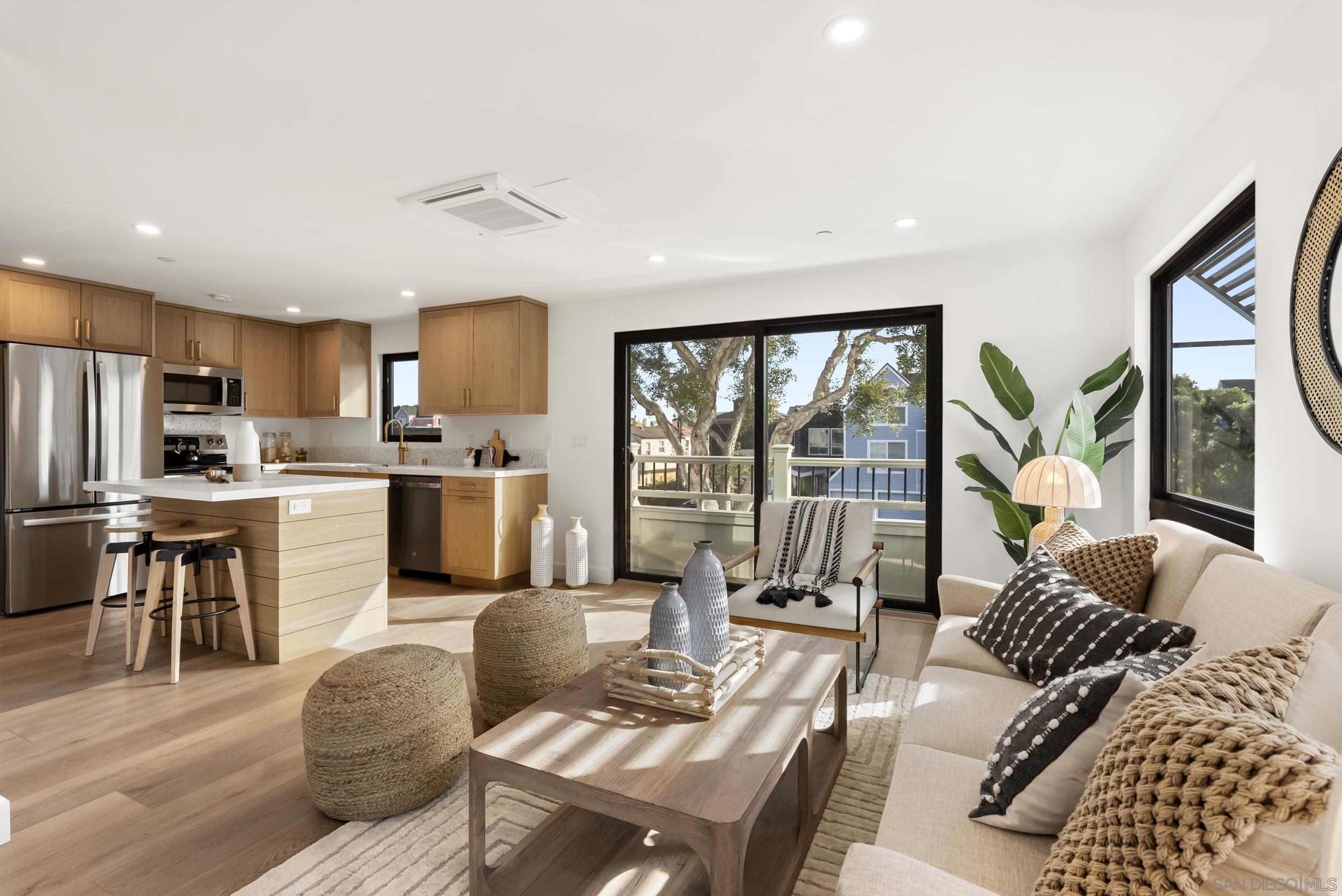 Detail Gallery Image 17 of 50 For 720  Nantasket Ct, San Diego,  CA 92109 - 4 Beds | 4 Baths