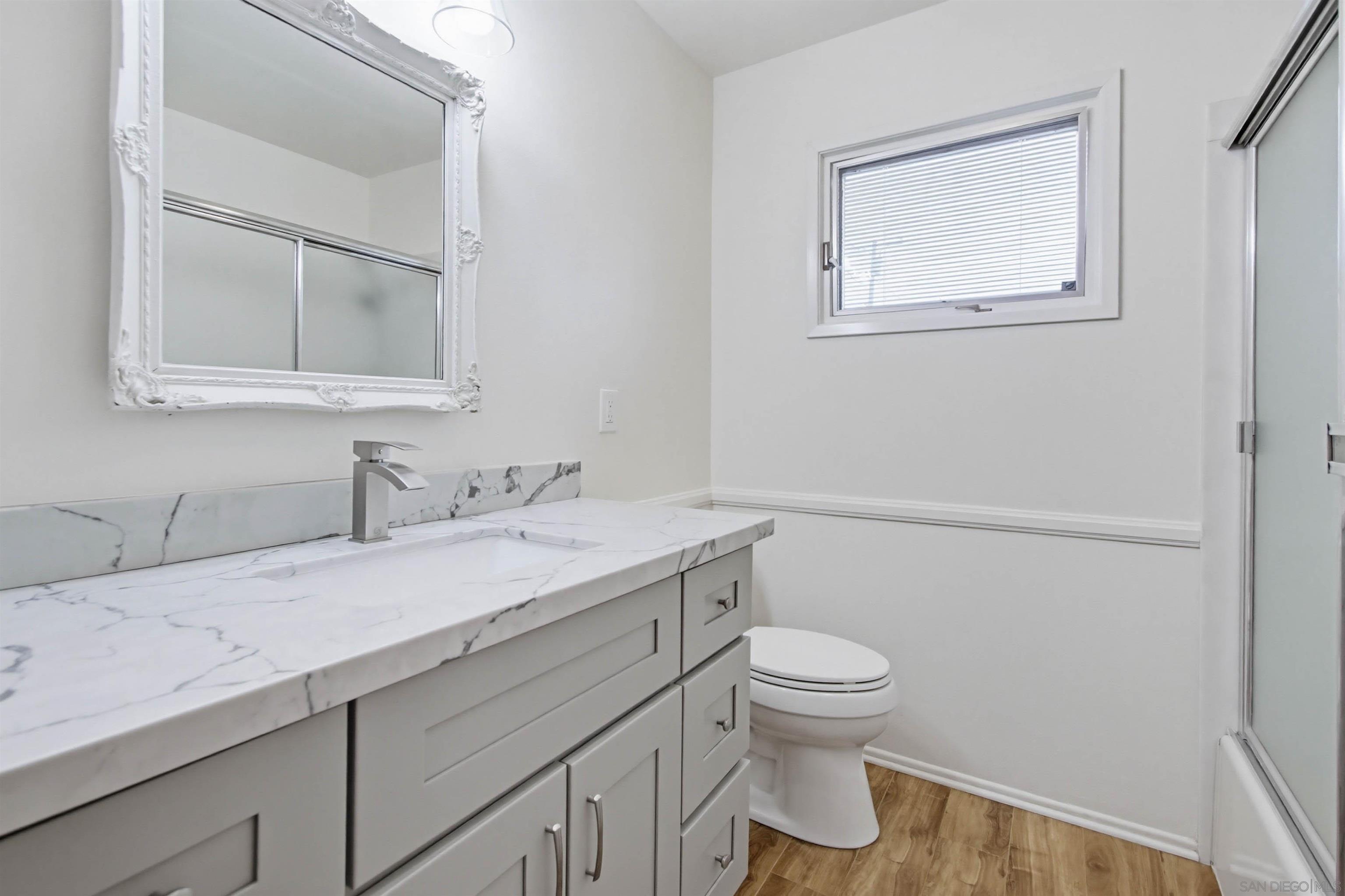 Detail Gallery Image 8 of 27 For 157  Spanish Spur, Fallbrook,  CA 92028 - 3 Beds | 3 Baths