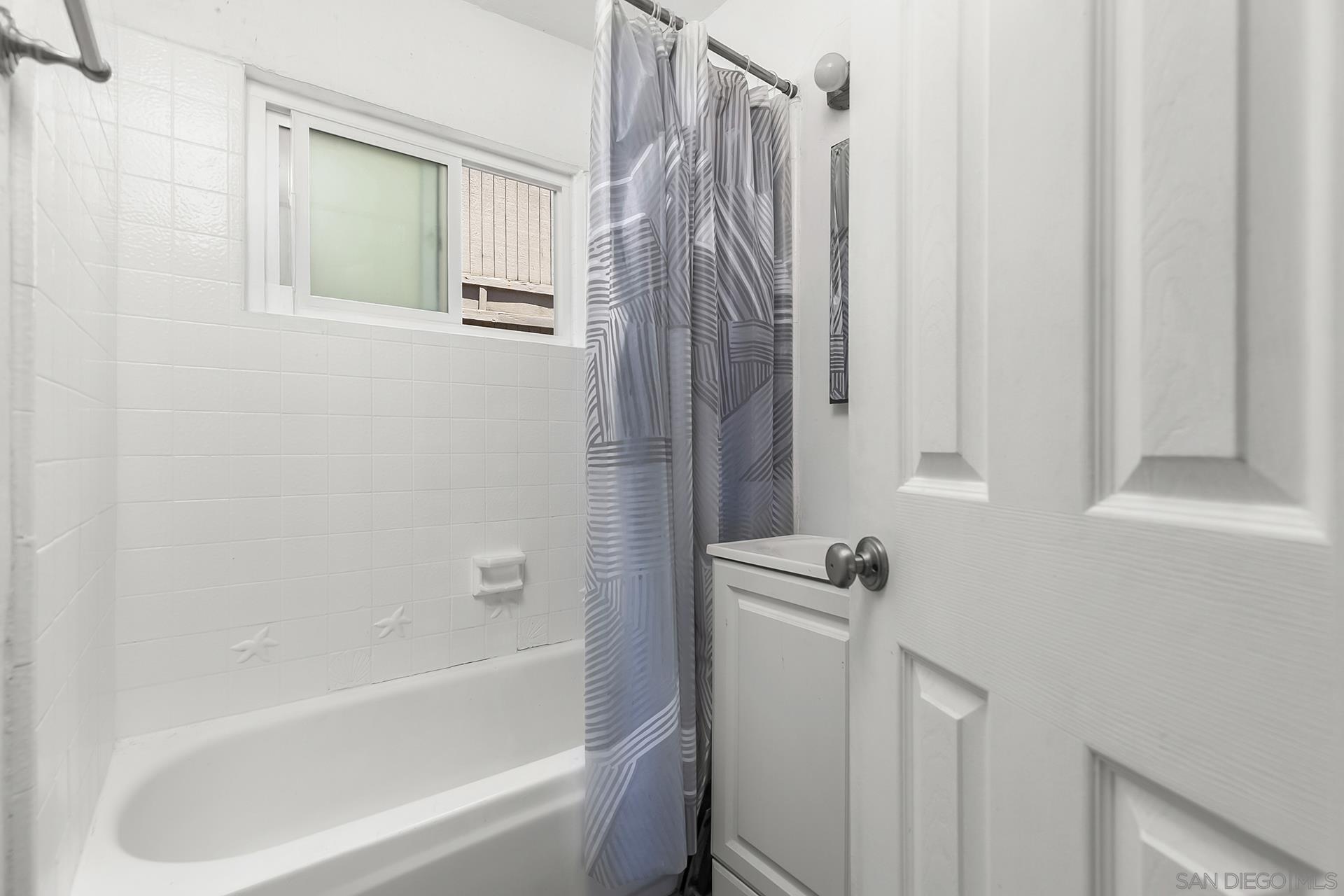 Detail Gallery Image 34 of 47 For 4225-4227  Whittier St, San Diego,  CA 92107 - – Beds | – Baths