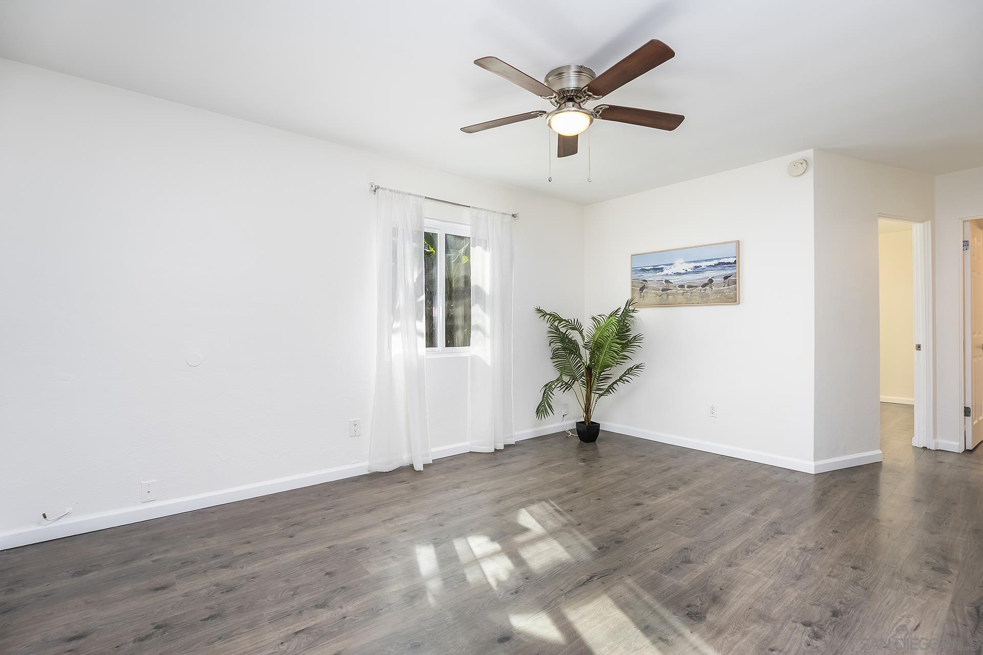 Detail Gallery Image 6 of 47 For 4225-4227  Whittier St, San Diego,  CA 92107 - – Beds | – Baths