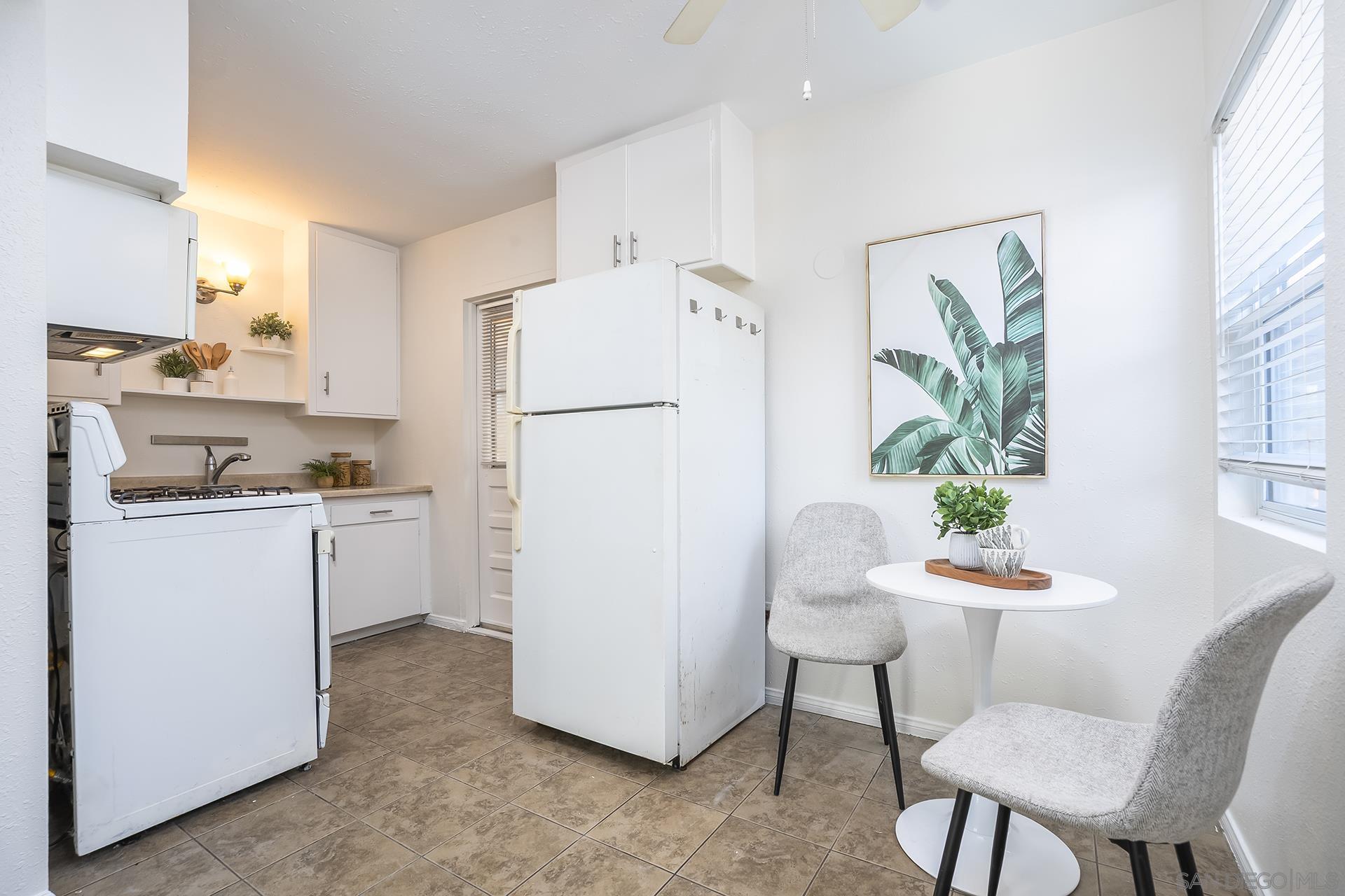 Detail Gallery Image 8 of 47 For 4225-4227  Whittier St, San Diego,  CA 92107 - – Beds | – Baths