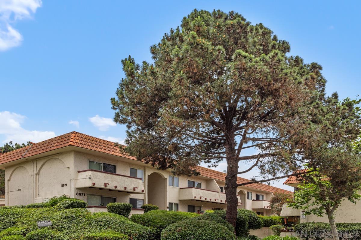 Detail Gallery Image 3 of 23 For 8671  Lake Murray Blvd  #4,  San Diego,  CA 92119 - 1 Beds | 1 Baths