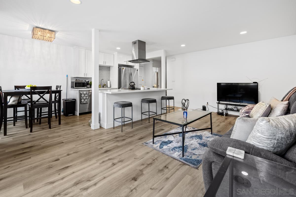 Detail Gallery Image 9 of 23 For 8671  Lake Murray Blvd  #4,  San Diego,  CA 92119 - 1 Beds | 1 Baths