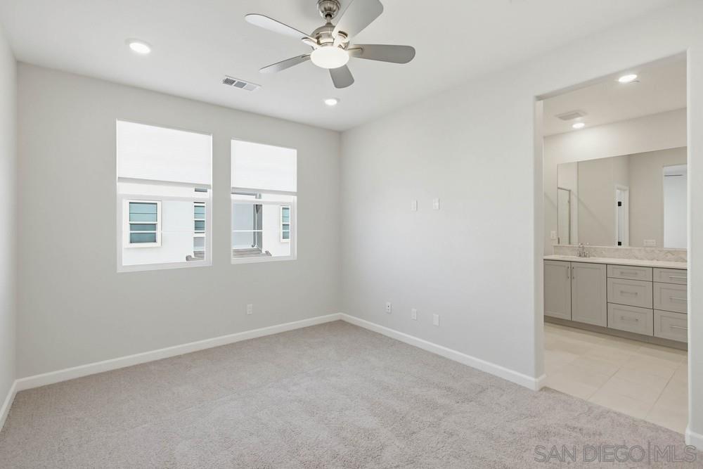 Detail Gallery Image 14 of 30 For 1206  Sunrise View  102, San Marcos,  CA 92078 - 3 Beds | 2/1 Baths