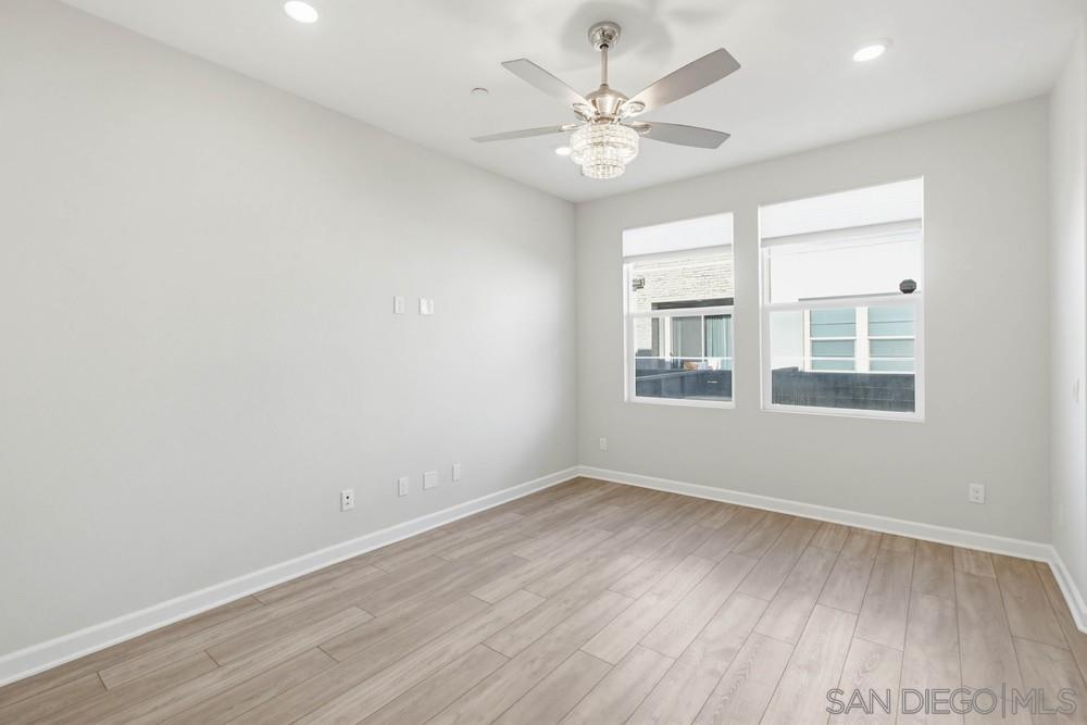 Detail Gallery Image 6 of 30 For 1206  Sunrise View  102, San Marcos,  CA 92078 - 3 Beds | 2/1 Baths