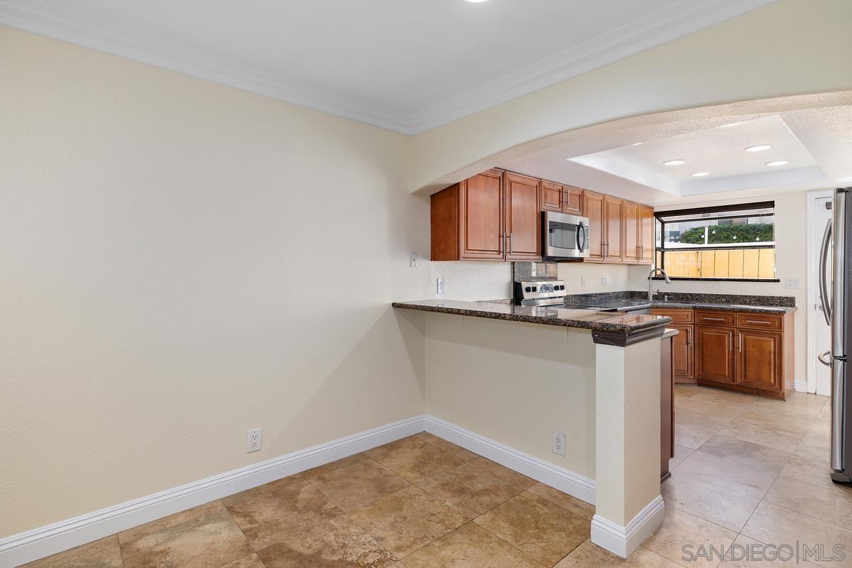 Detail Gallery Image 16 of 42 For 1930  Missouri St, San Diego,  CA 92109 - 3 Beds | 3 Baths