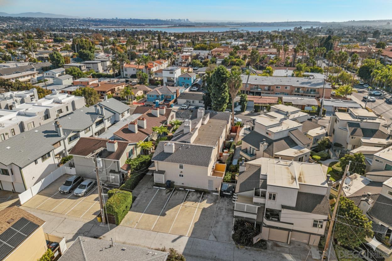 Detail Gallery Image 33 of 42 For 1930  Missouri St, San Diego,  CA 92109 - 3 Beds | 3 Baths