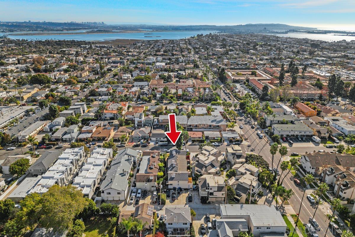 Detail Gallery Image 8 of 42 For 1930  Missouri St, San Diego,  CA 92109 - 3 Beds | 3 Baths