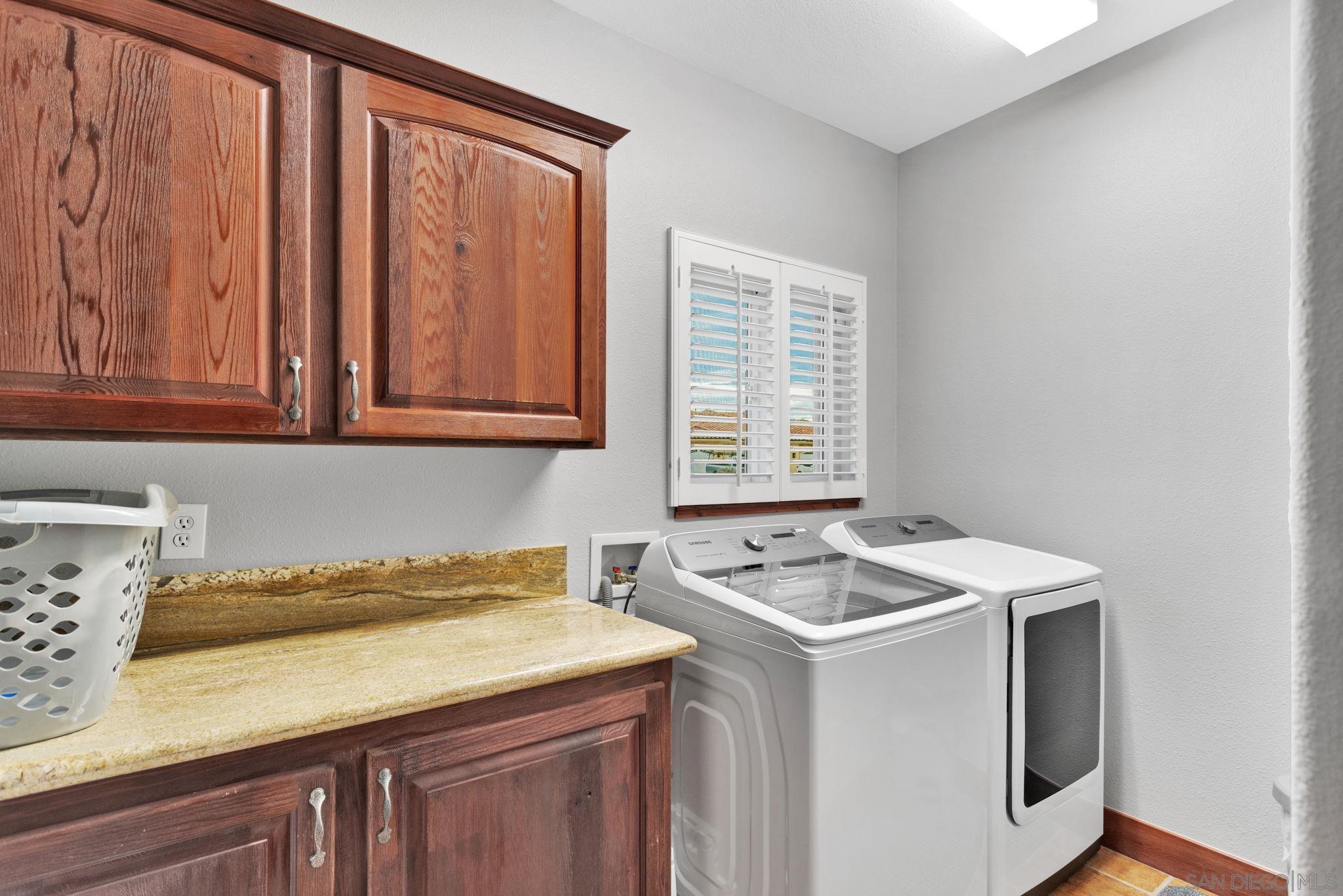 Detail Gallery Image 31 of 63 For 14492  Mast Lane, Helendale,  CA 92342 - 3 Beds | 2/1 Baths