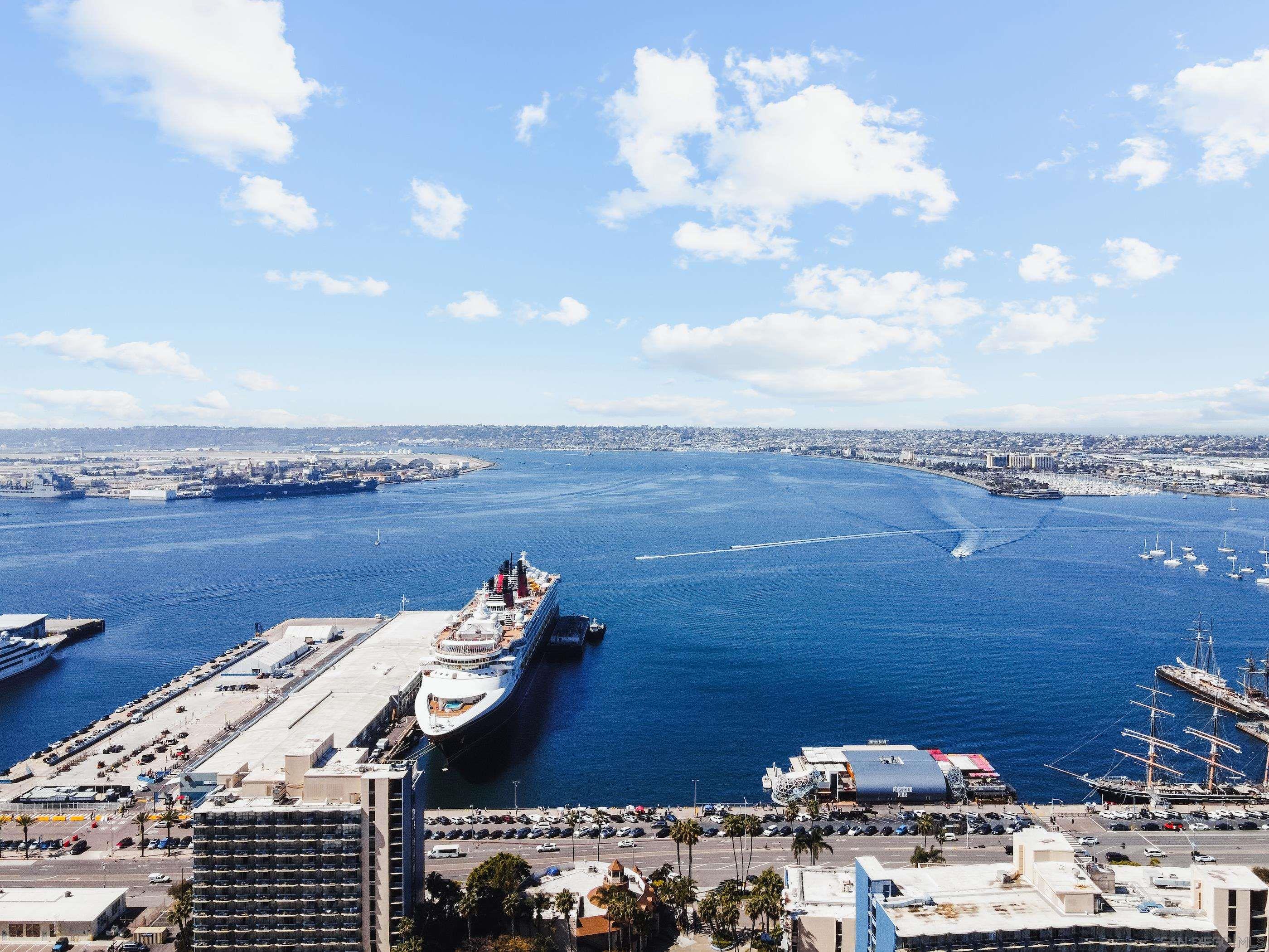 Detail Gallery Image 25 of 39 For 1205  Pacific Hwy  #1505,  San Diego,  CA 92101 - 2 Beds | 2 Baths